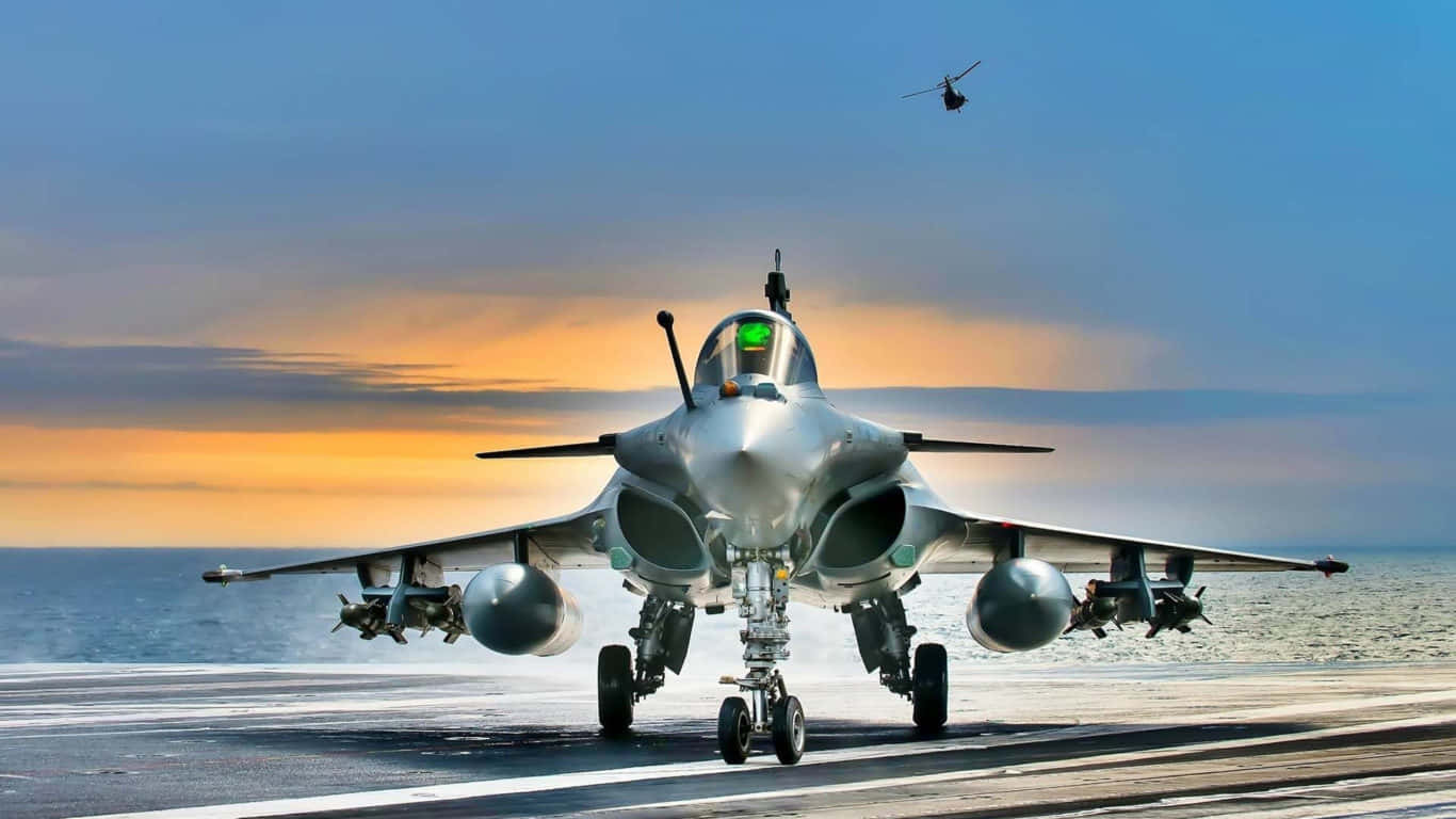 Фон 1366x768 с авиалайнерами и Dassault Rafale Обои