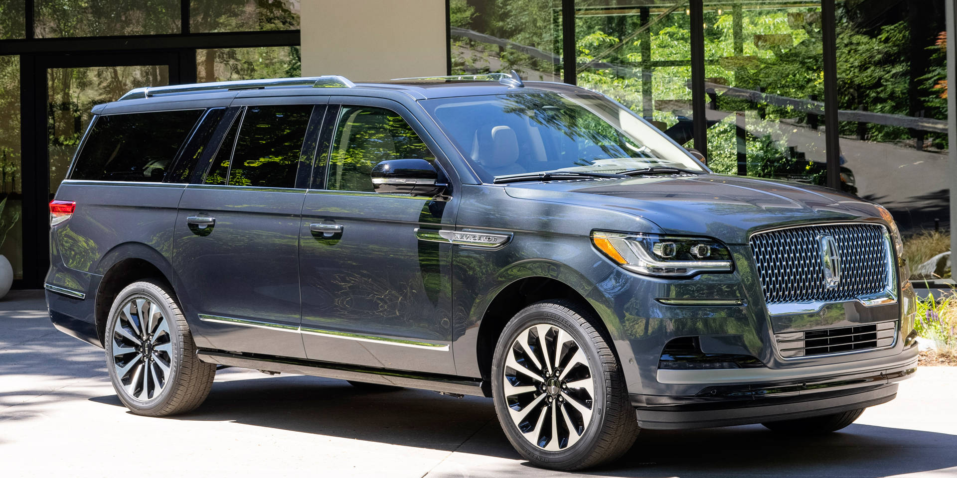 2021 Lincoln Navigator Автомобильная Фотография — Машины Обои