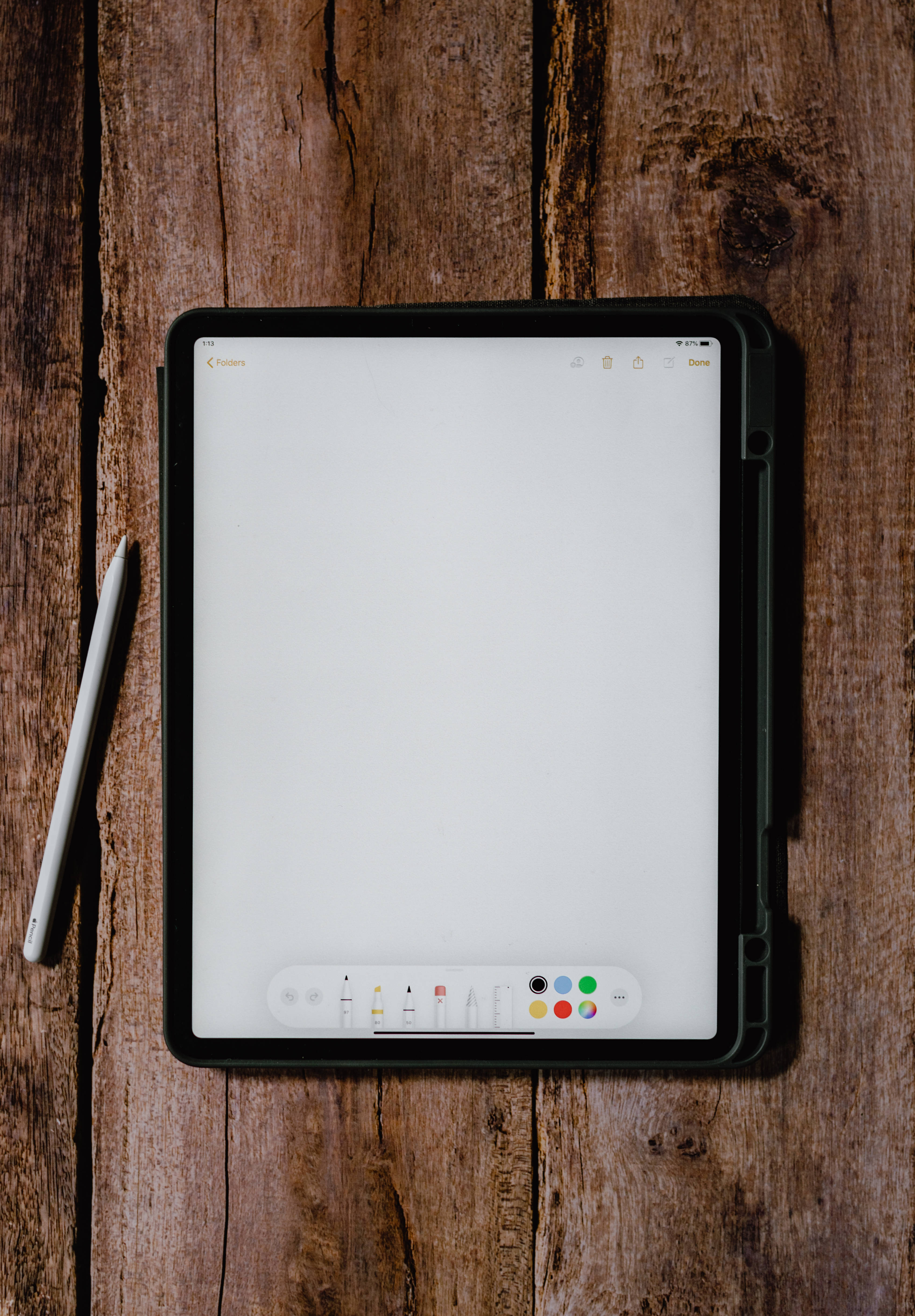 Apple iPad Pro с приложением для рисования Обои