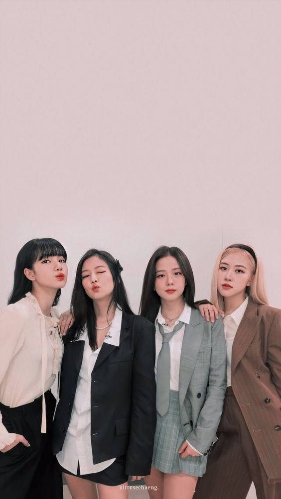 Эстетика Blackpink в костюмах Обои