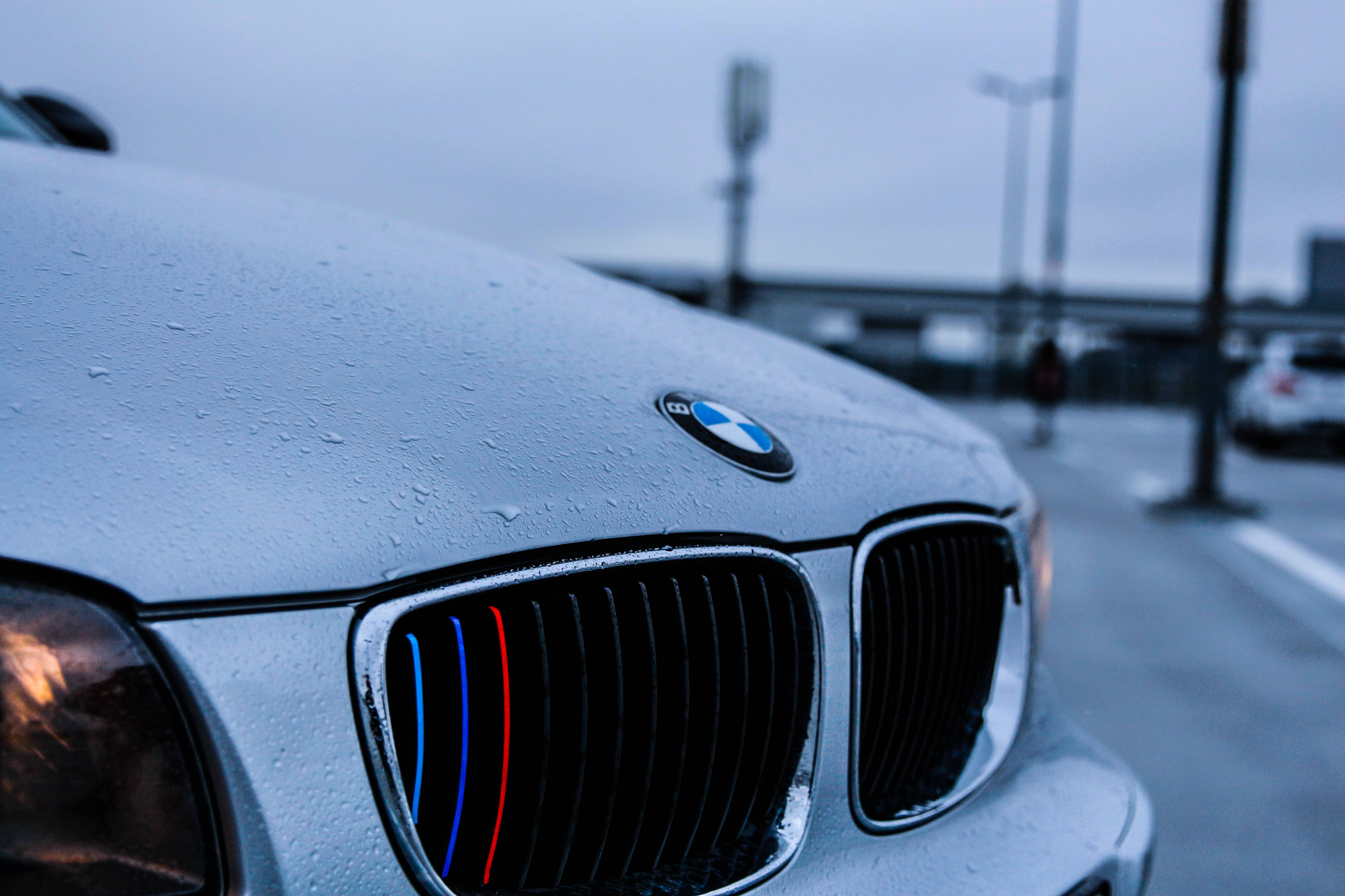 Опыт BMW - Воплощение мощи и роскоши Обои
