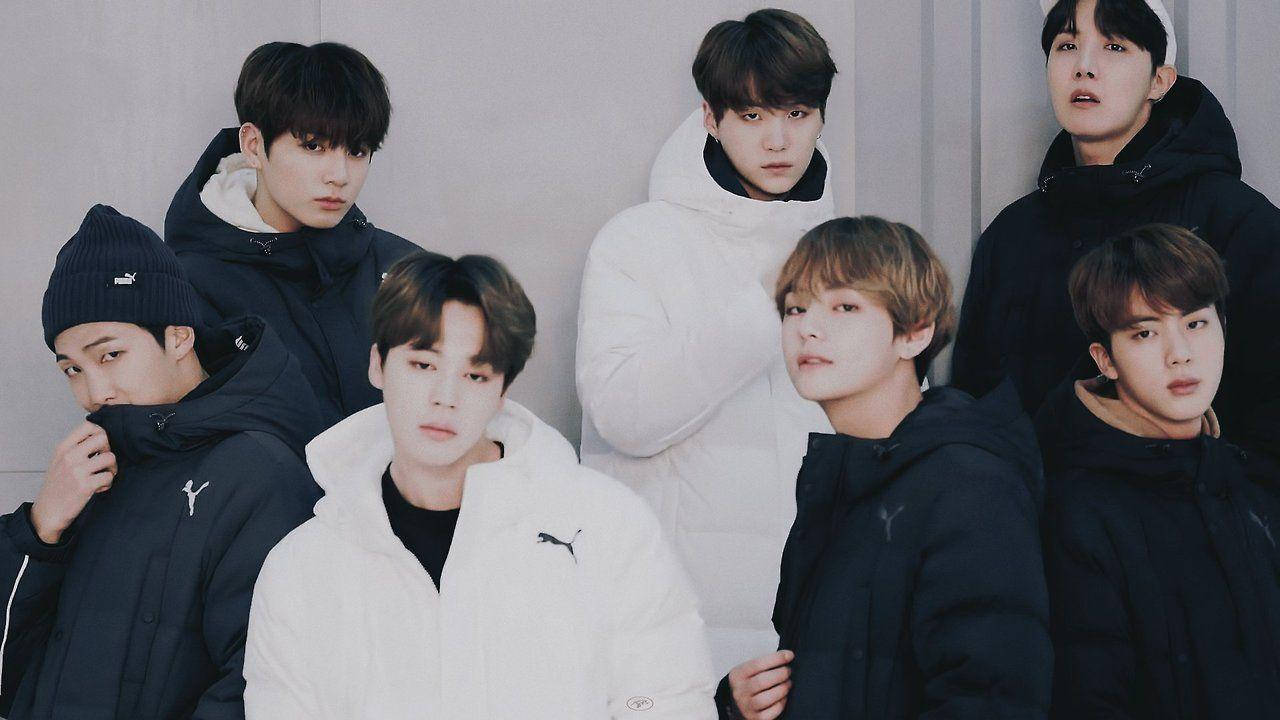 Милые BTS в тёплых куртках Обои