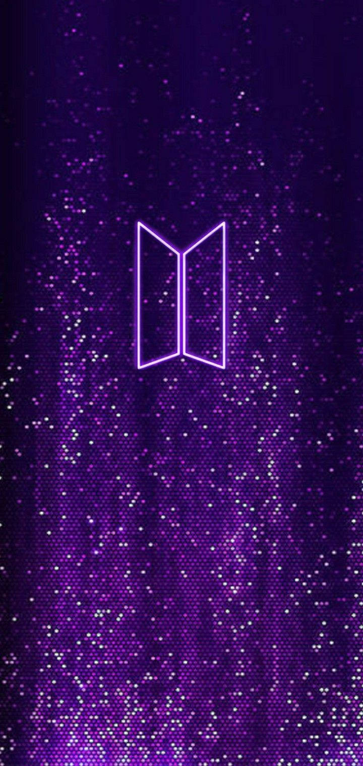 Неоновый фиолетовый логотип BTS Обои