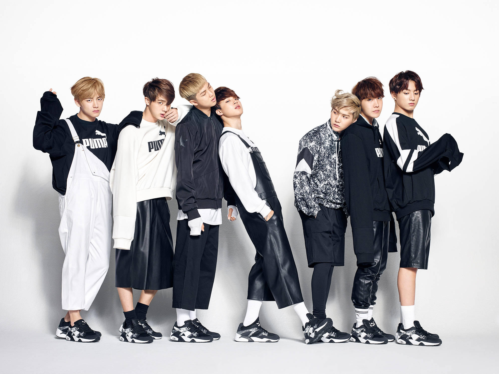 Эстетичная фотосессия BTS для Puma Обои