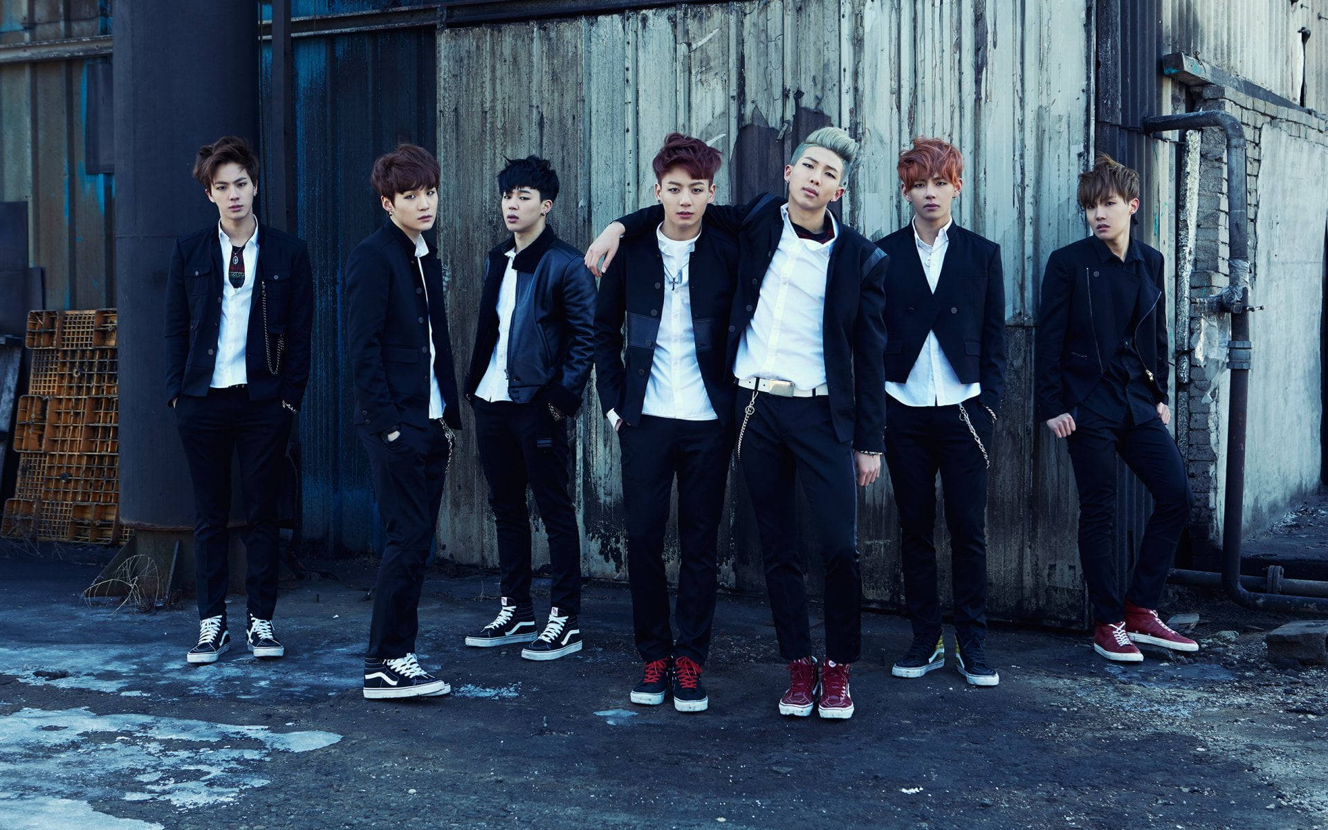 Групповое фото BTS Skool Luv Affair Обои