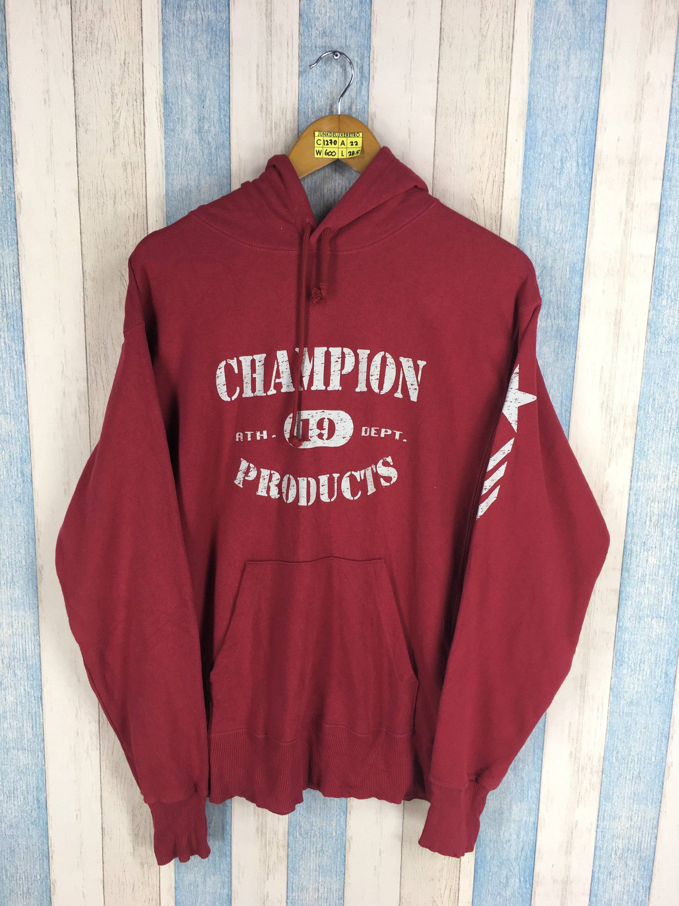 Красная потертая куртка Champion Обои