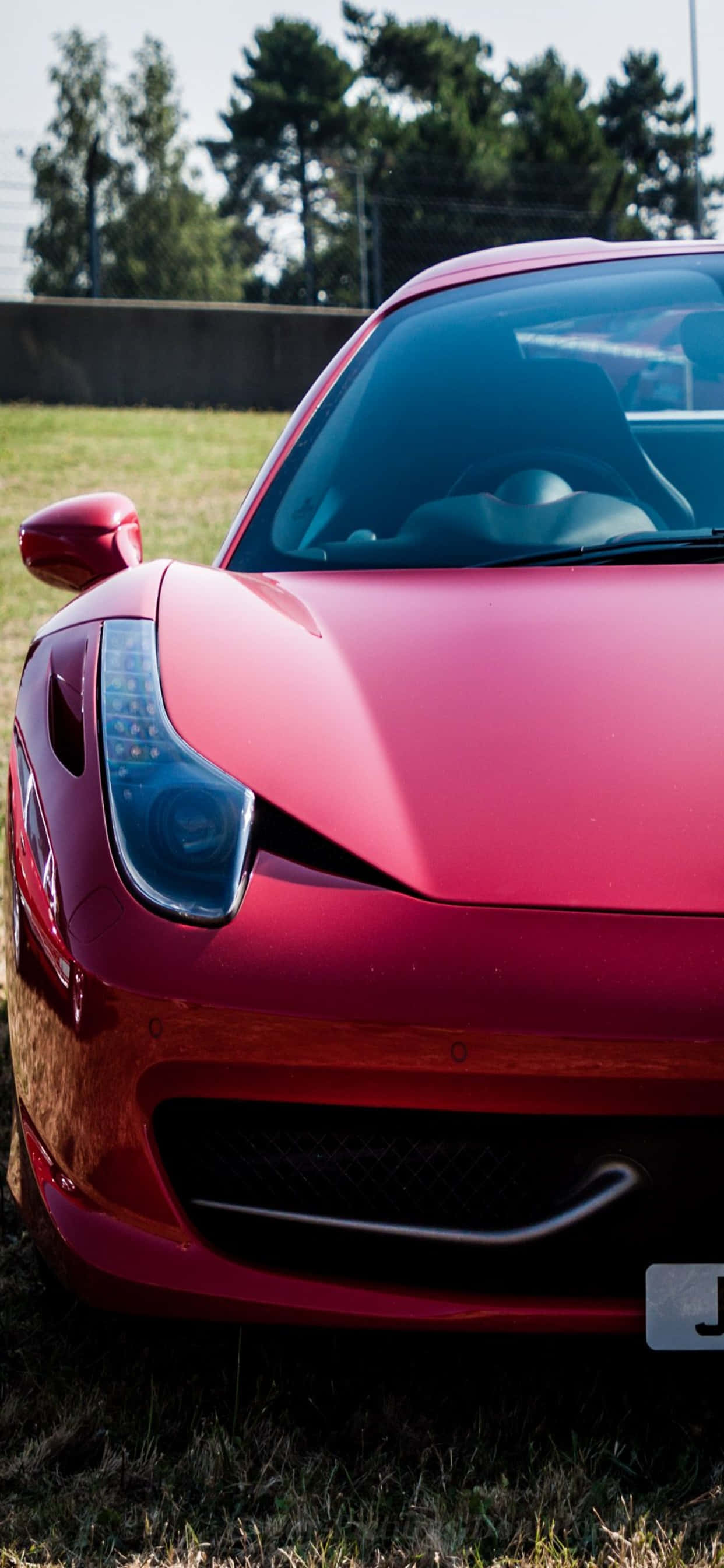 Величественный Фон Ferrari на iPhone XS Max Обои