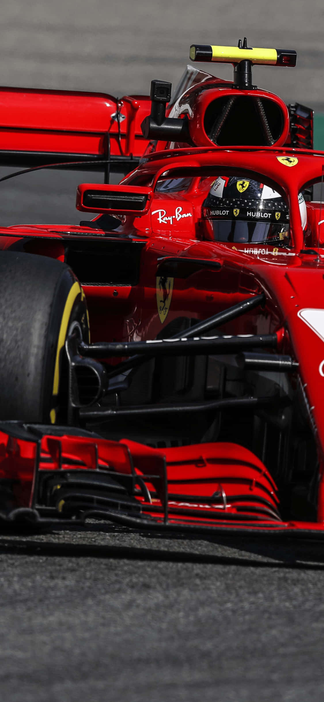 Ferrari SF71H iPhone Xs F1 2018 Заставка Обои