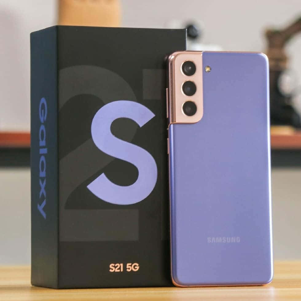 Будьте на связи с революционным Galaxy S10 Обои