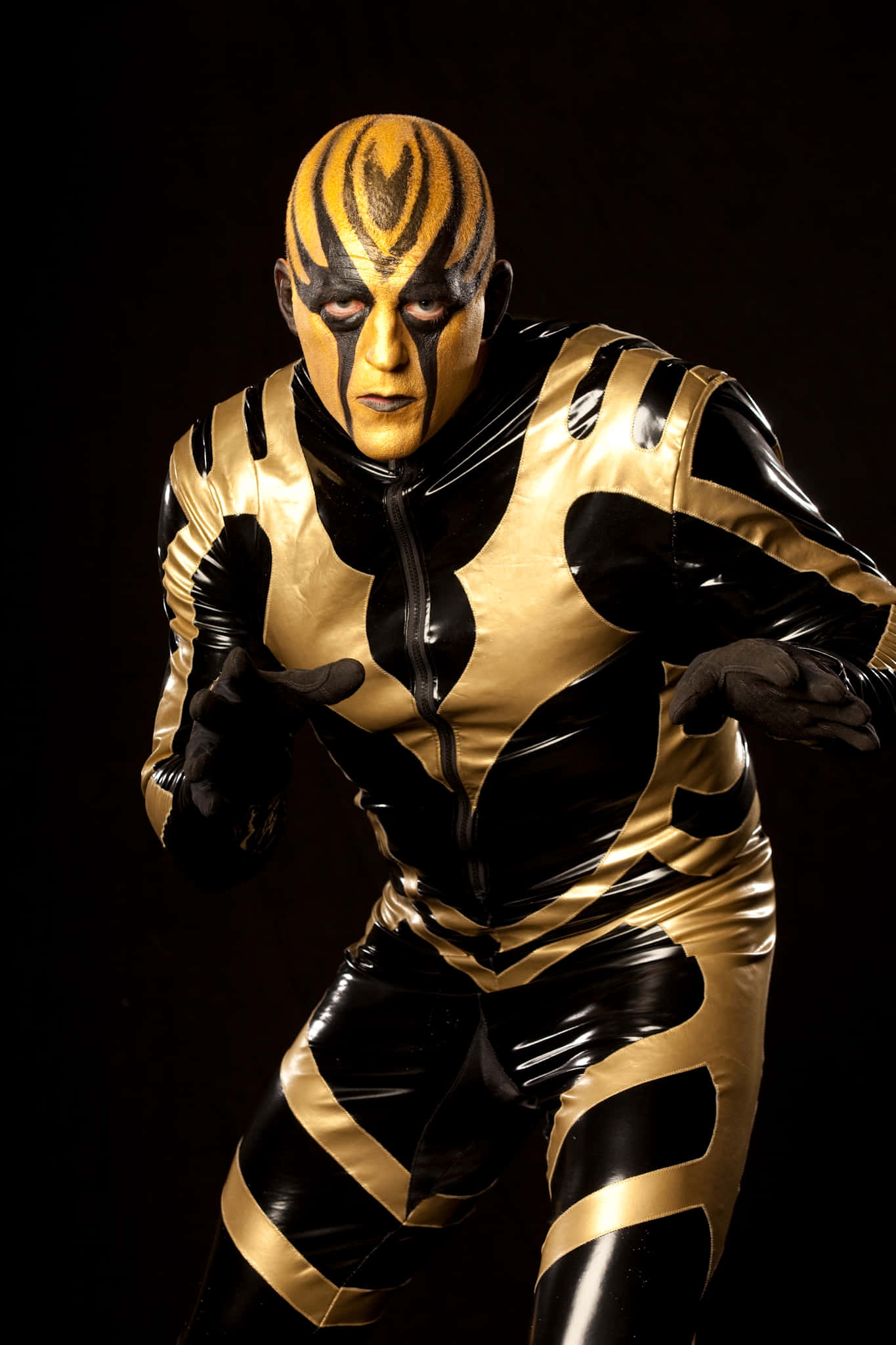 Дастин Роудс в своем культовом образе Goldust Обои