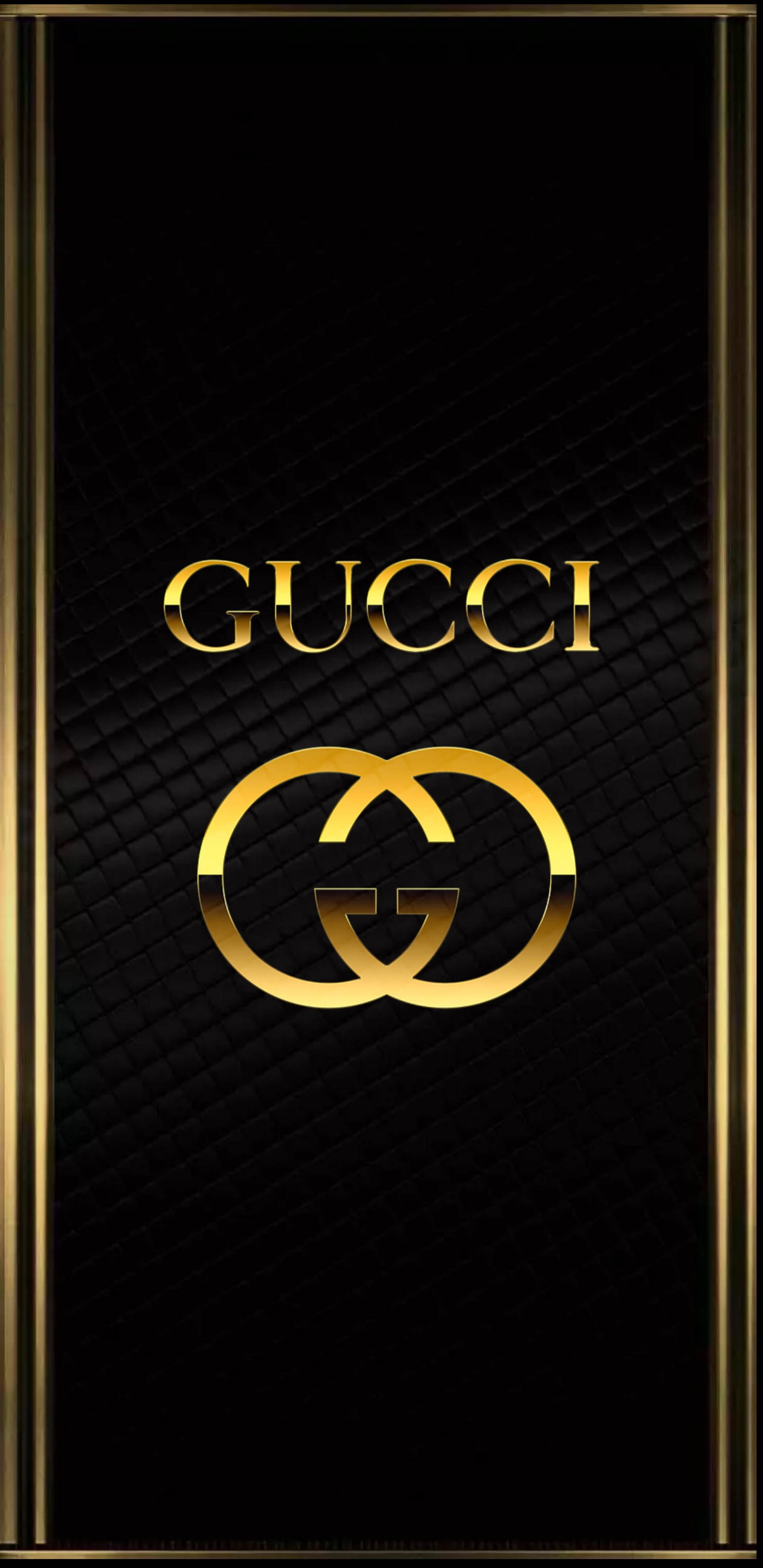 Роскошный iPhone 12 Pro Max Gold с логотипом Gucci Обои