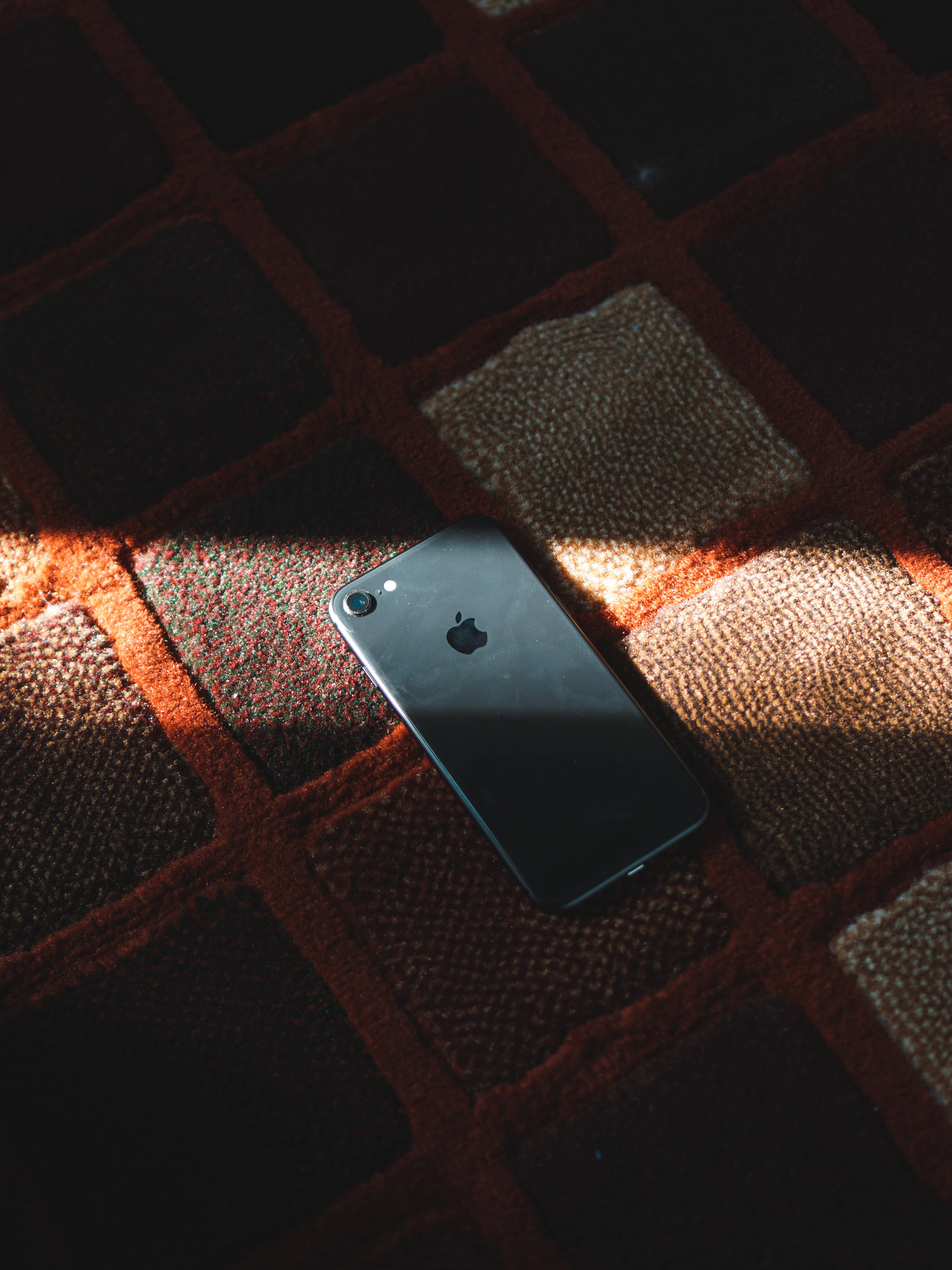 Тени iPhone 8 Обои