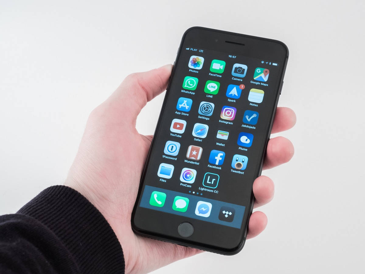 Экран iPhone 8 Обои