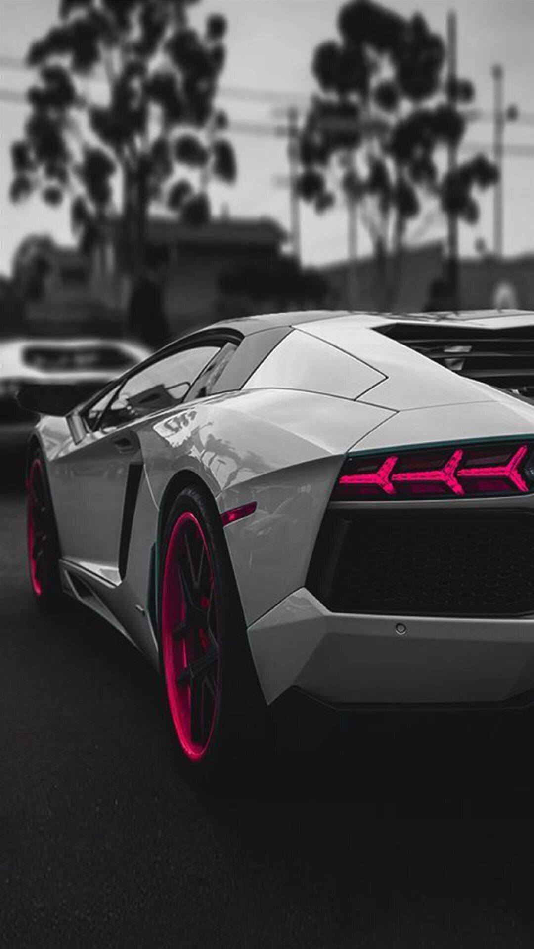 Обои для iPhone с Lamborghini на экране блокировки Обои