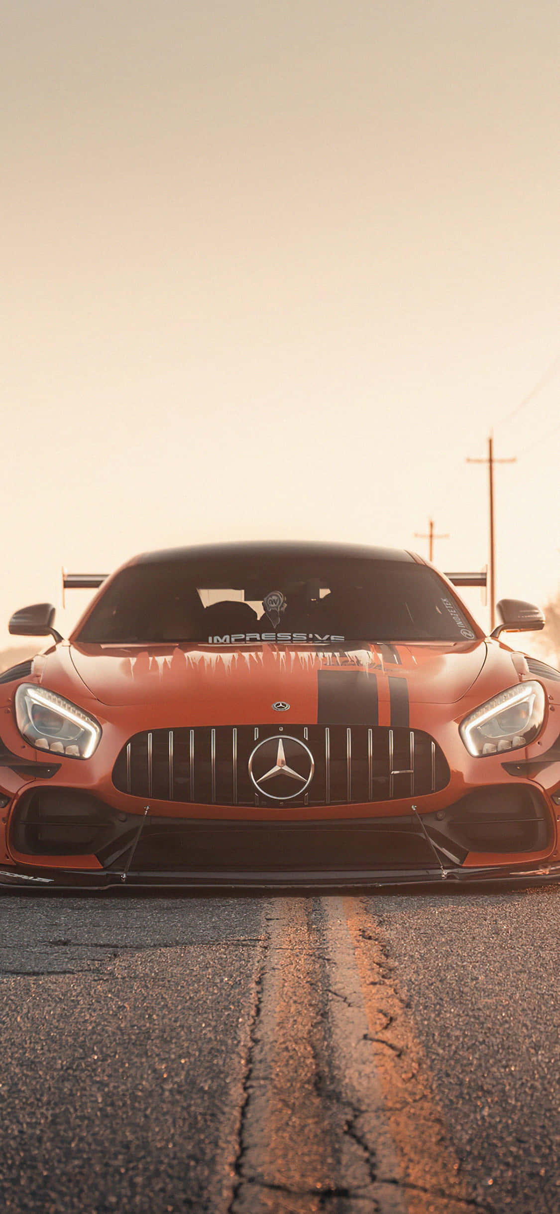 Фон iPhone X AMG GT-R с оранжевым передом AMG GT Обои