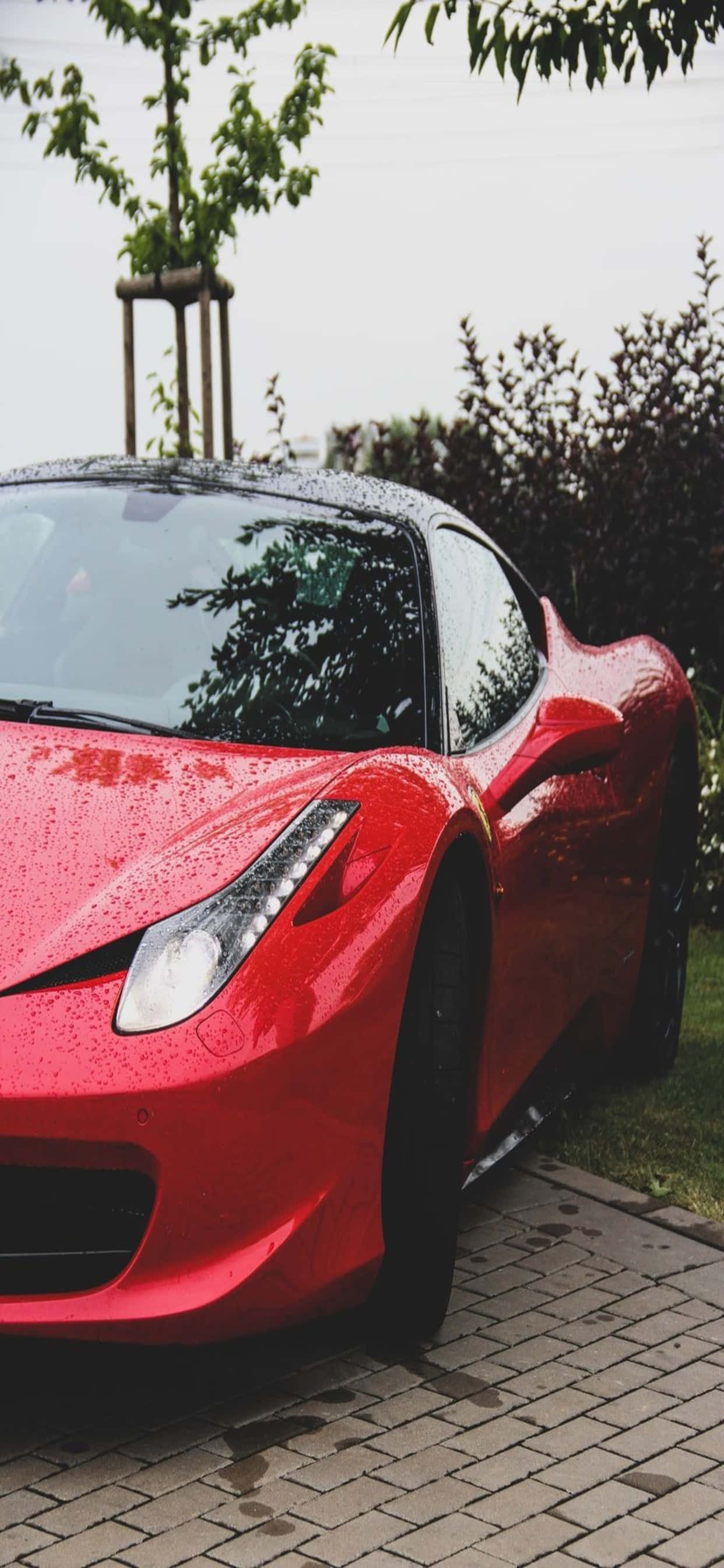 iPhone Xs Max Ferrari фон Припаркованный красный Ferrari 458 Обои