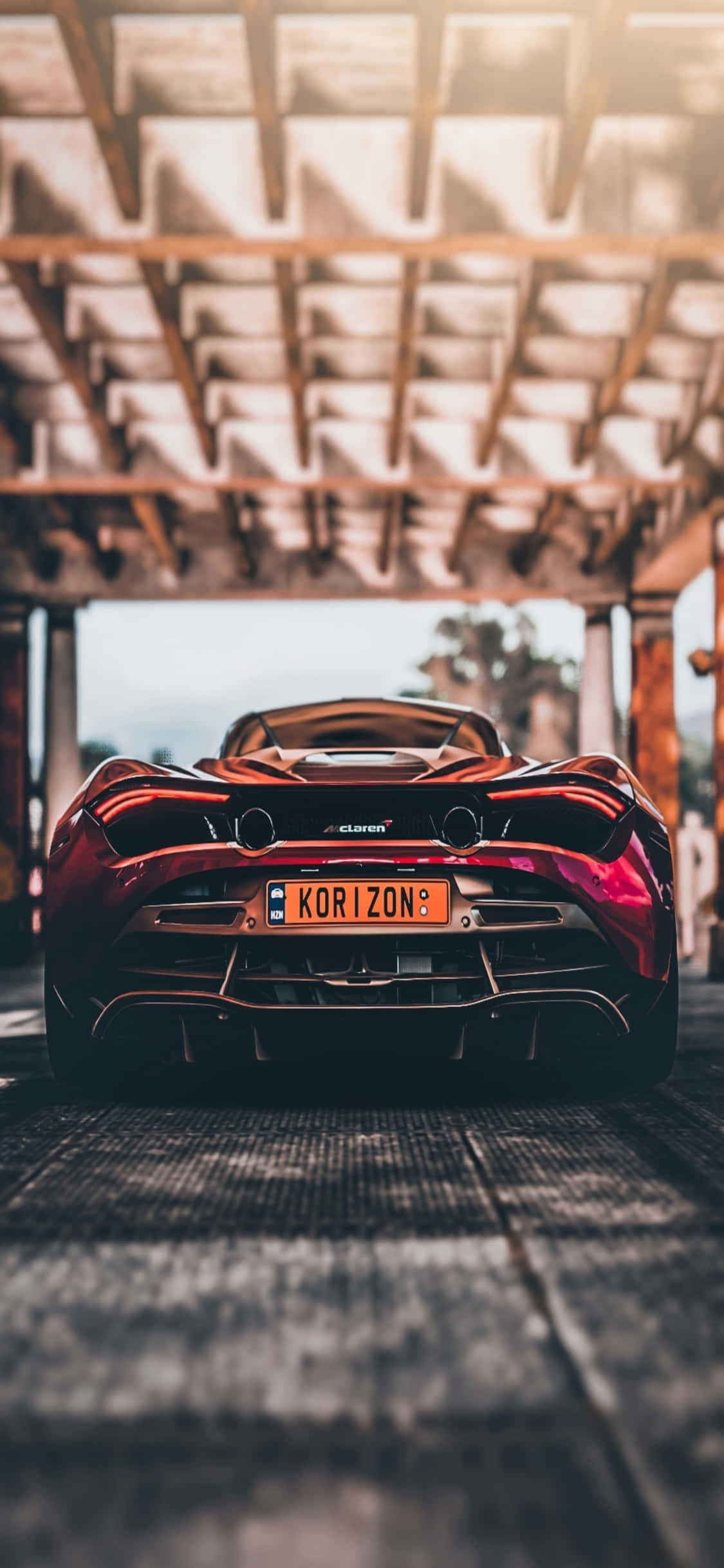 Сядь за руль iPhone Xs McLaren 720s Обои