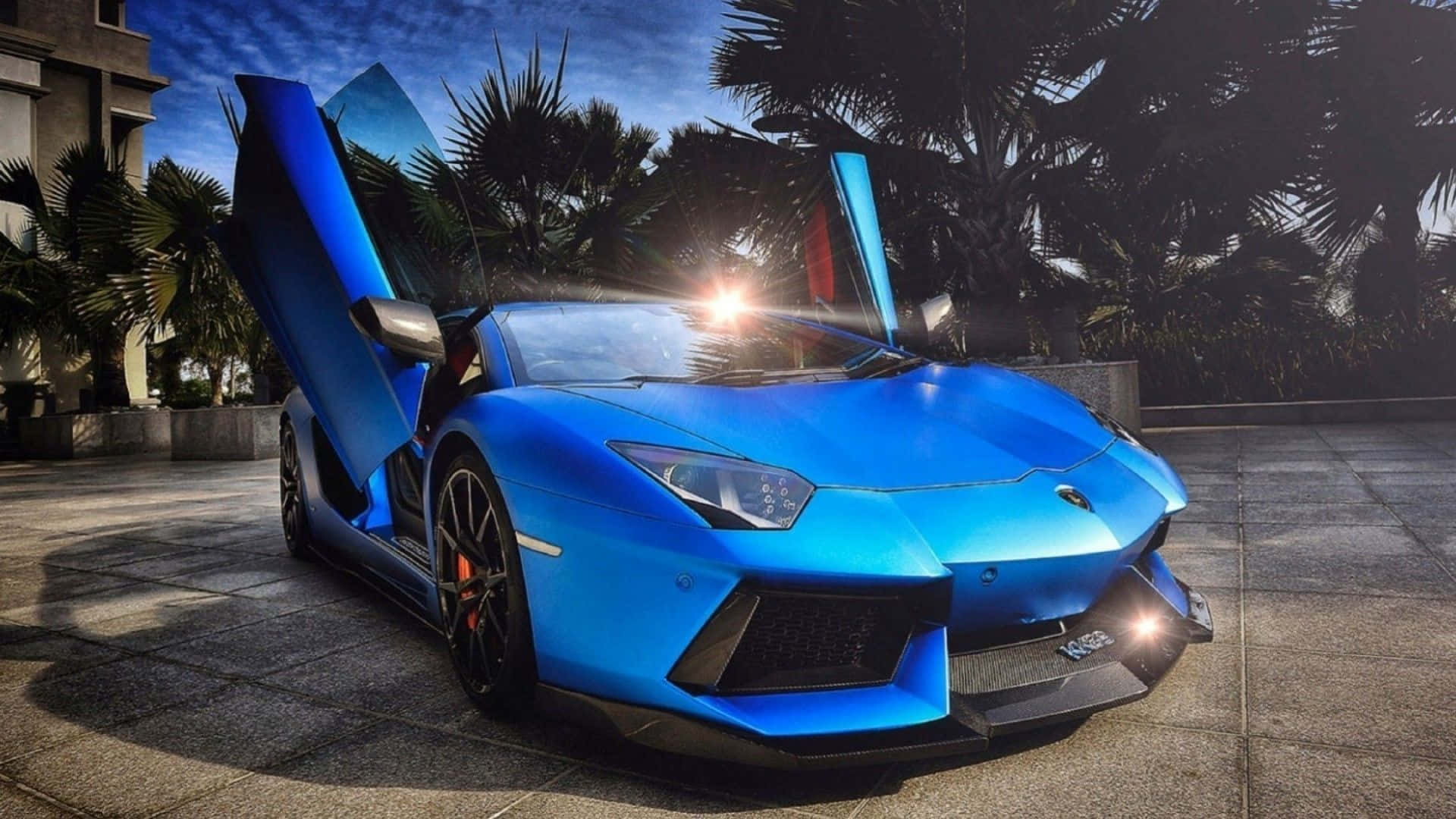 Крутой синий Lamborghini Aventador снаружи Обои