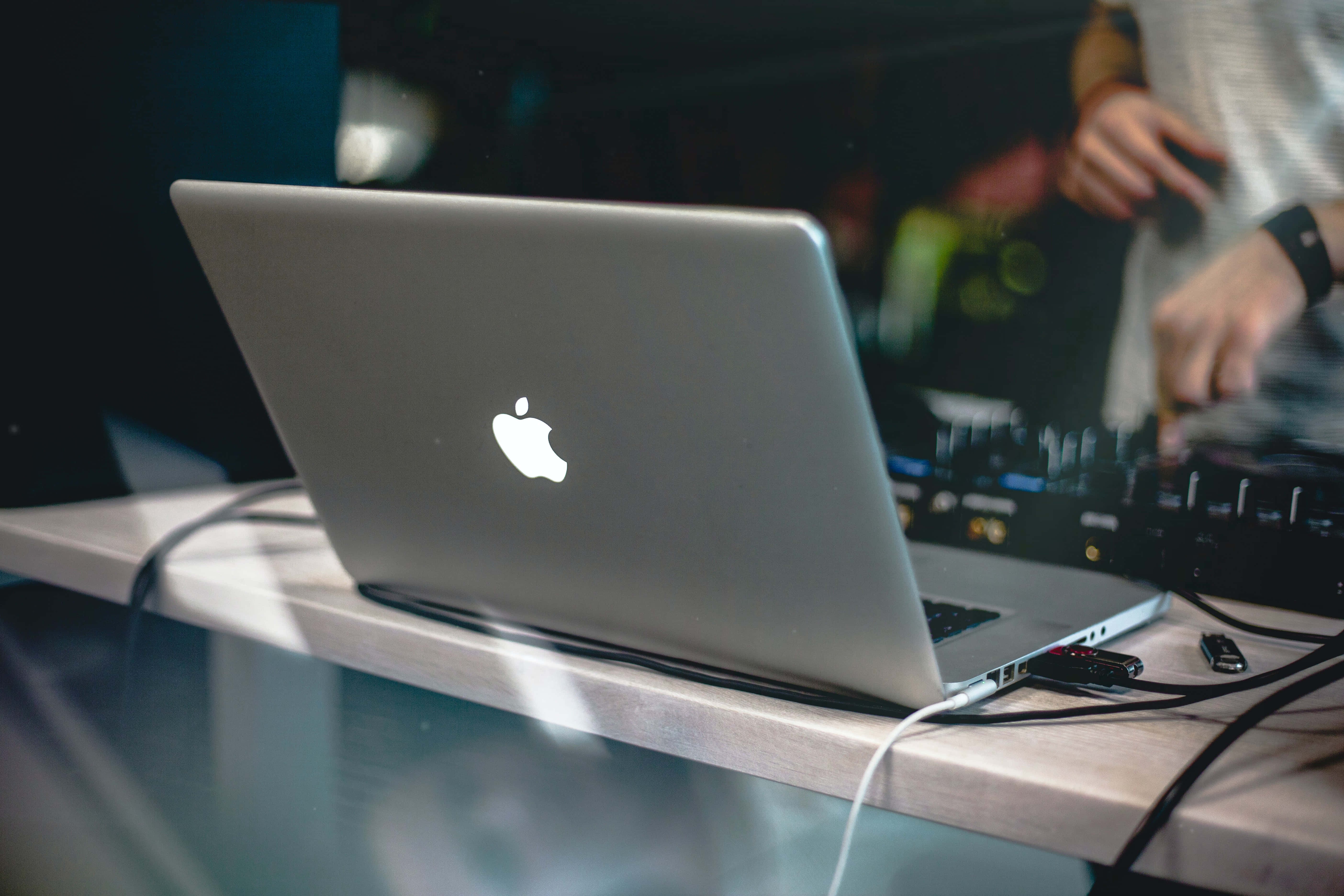 Эстетичные фотографии Macbook Обои