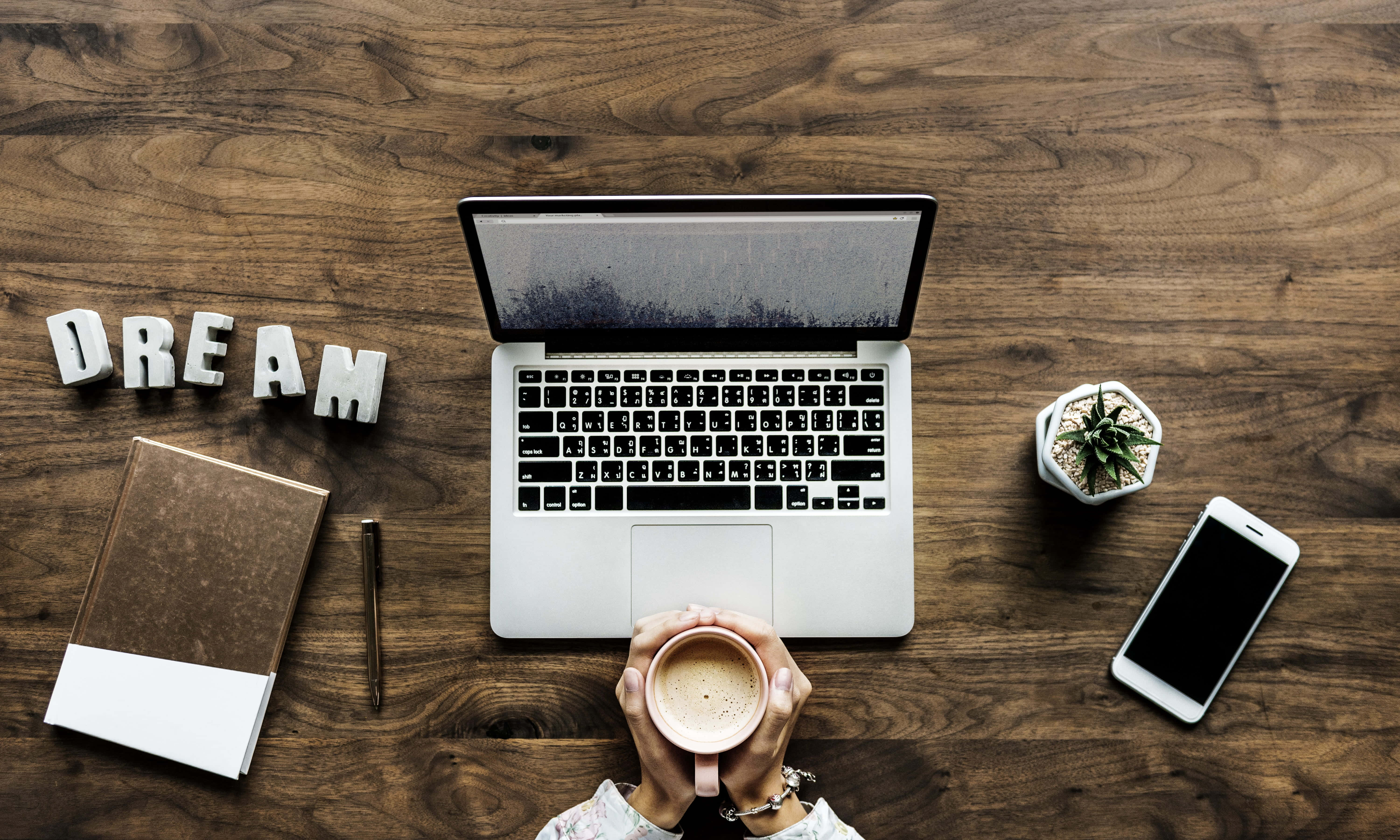 Эстетичные обои для Macbook Обои