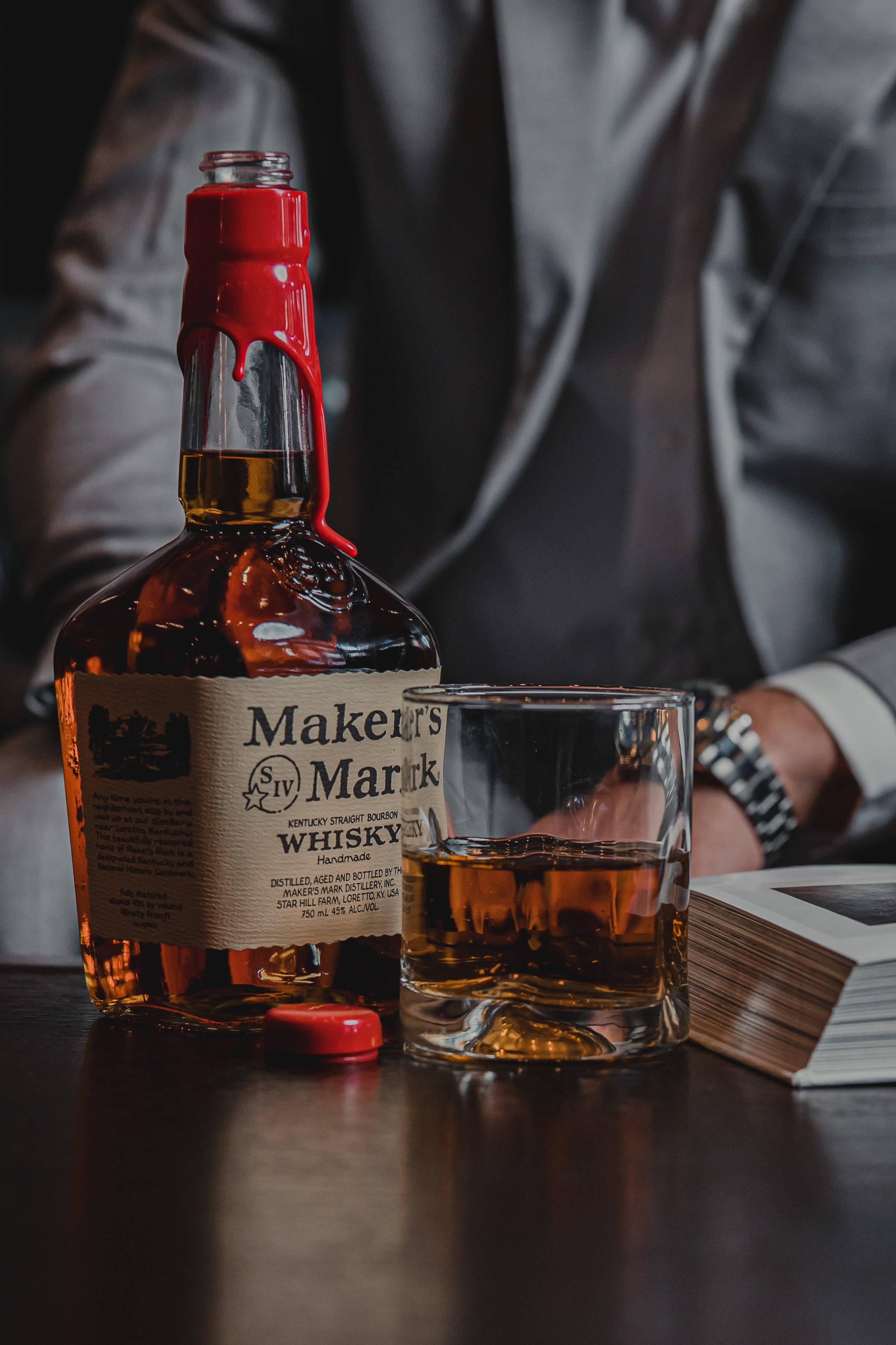 Подпись: Вкус совершенства - Maker's Mark Whiskey Обои