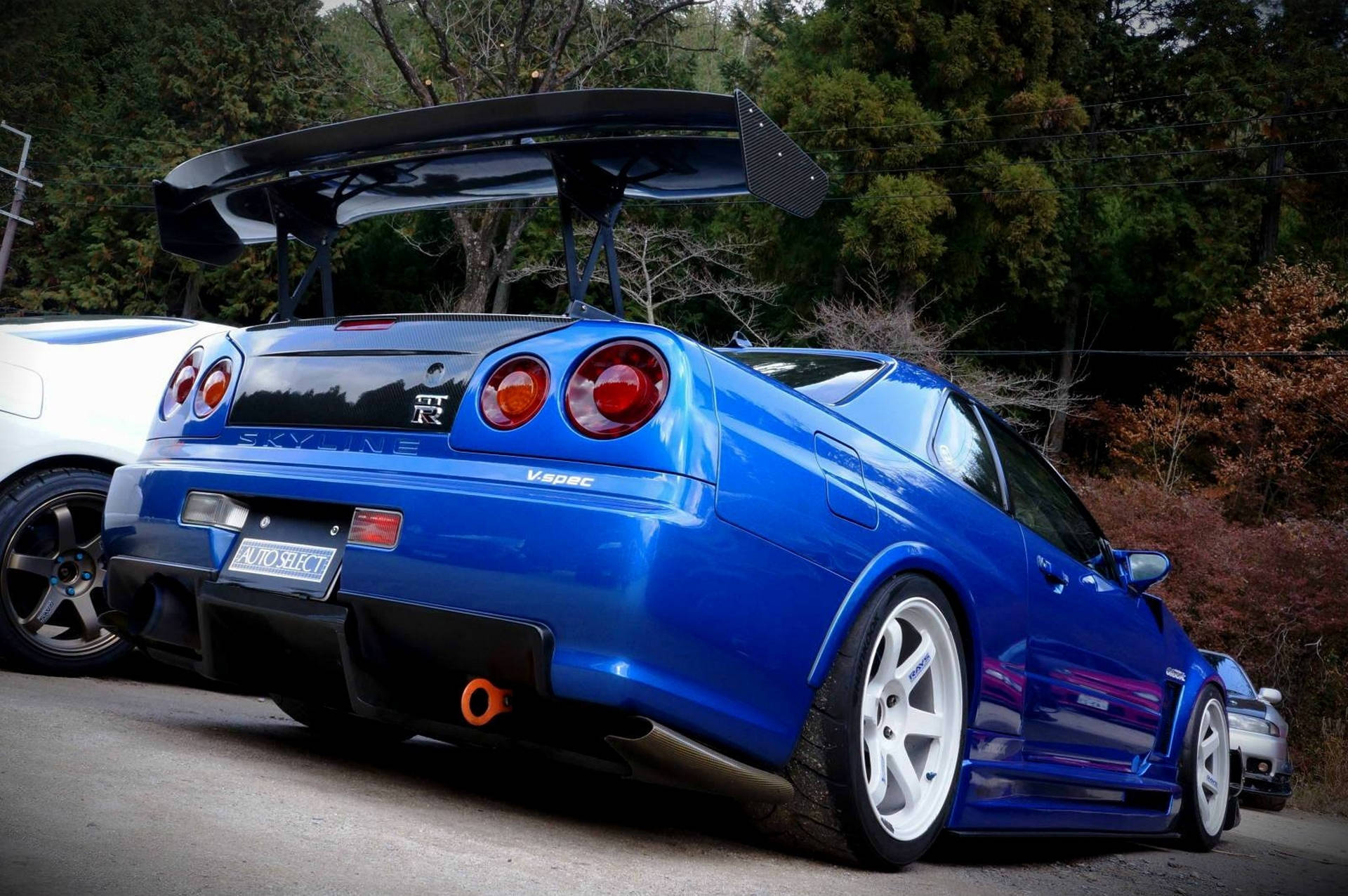 Величественный снимок Nissan Skyline GTR R34 в высоком разрешении. Обои