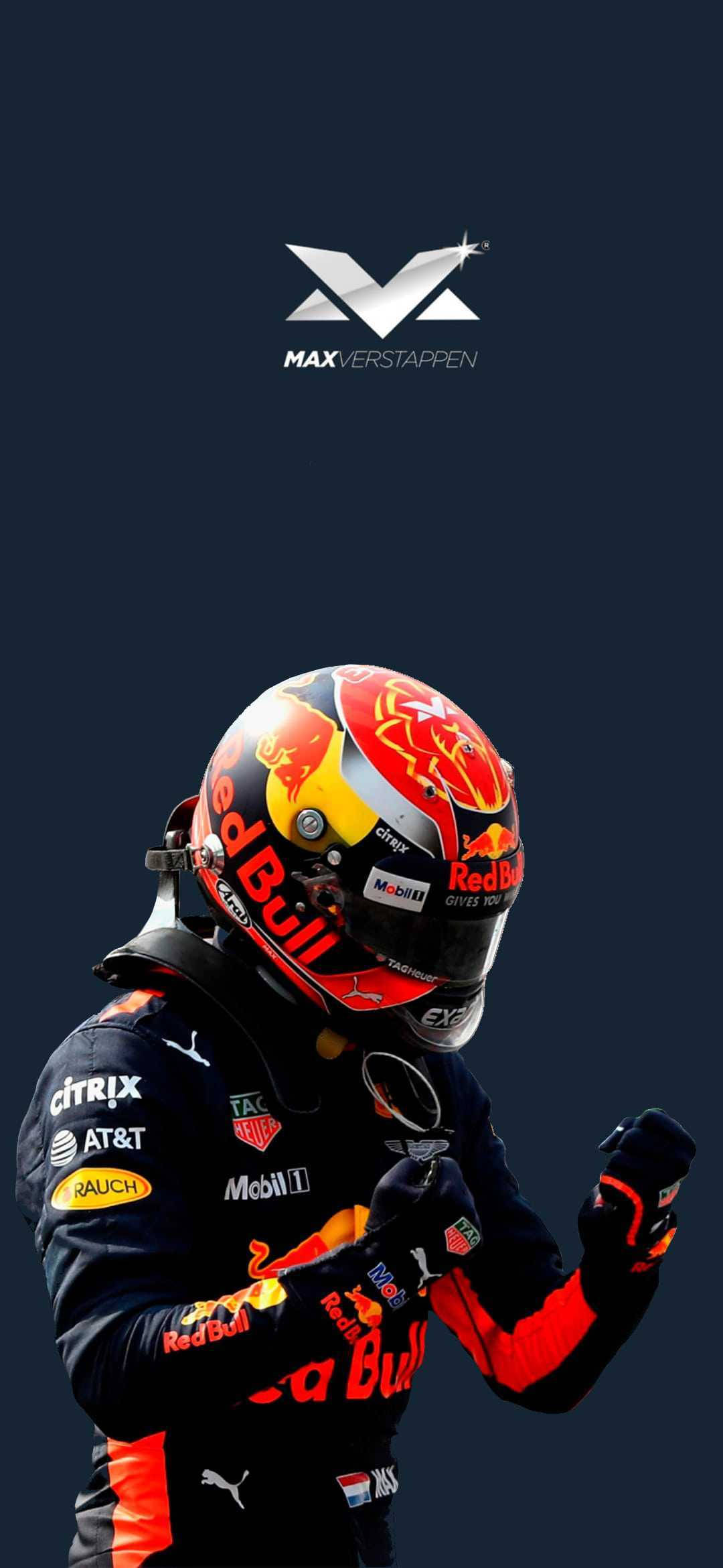 Макс Ферстаппен в костюме Red Bull Racing Обои