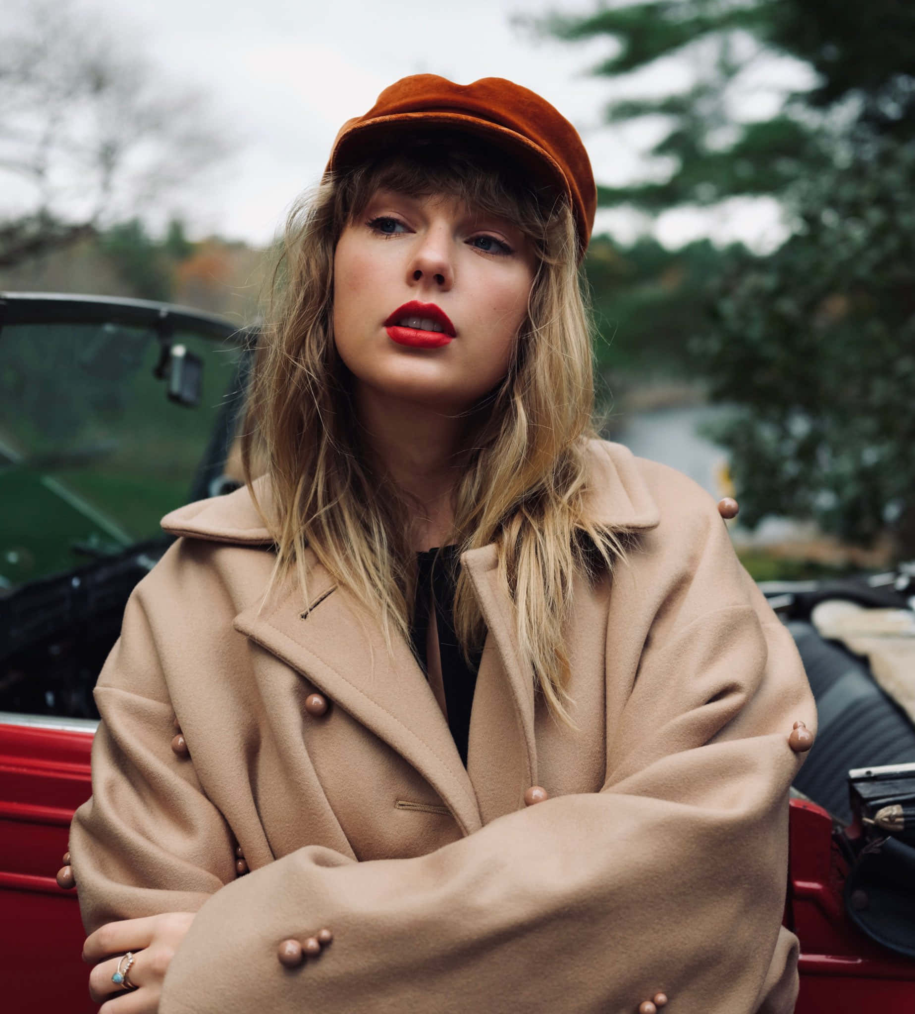 Рекламные тизеры Red (Taylor's Version) Обои