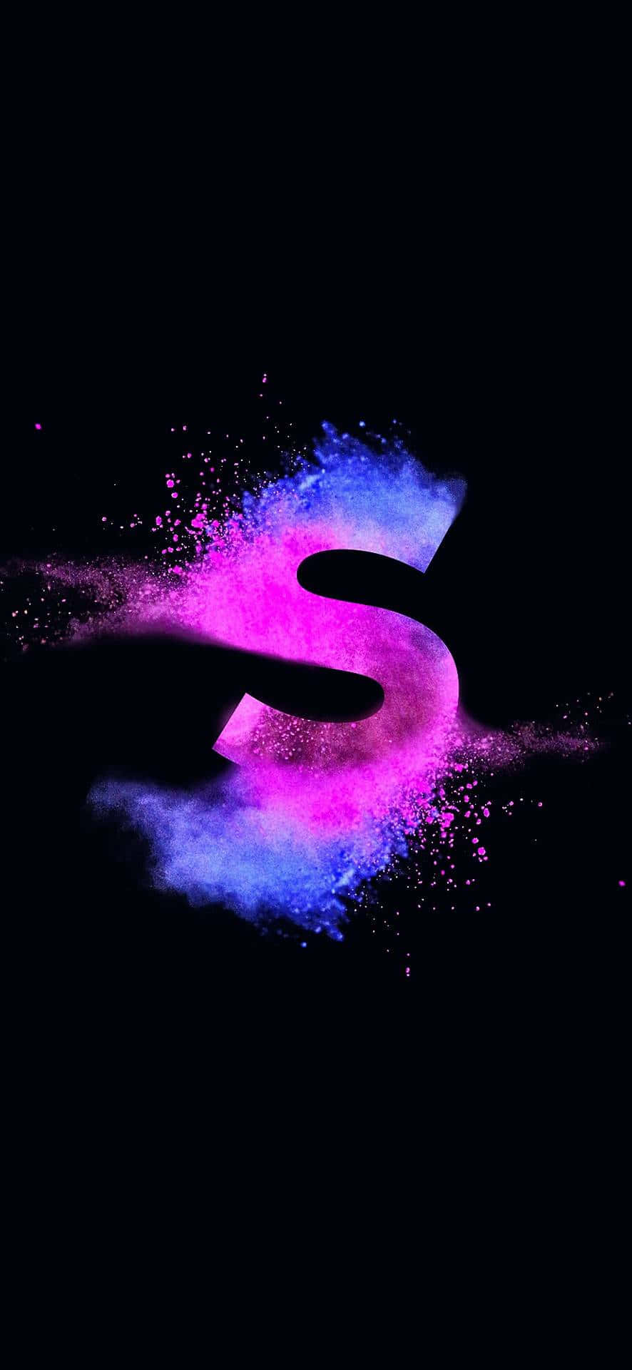 синяя и розовая буква s на черном фоне Обои