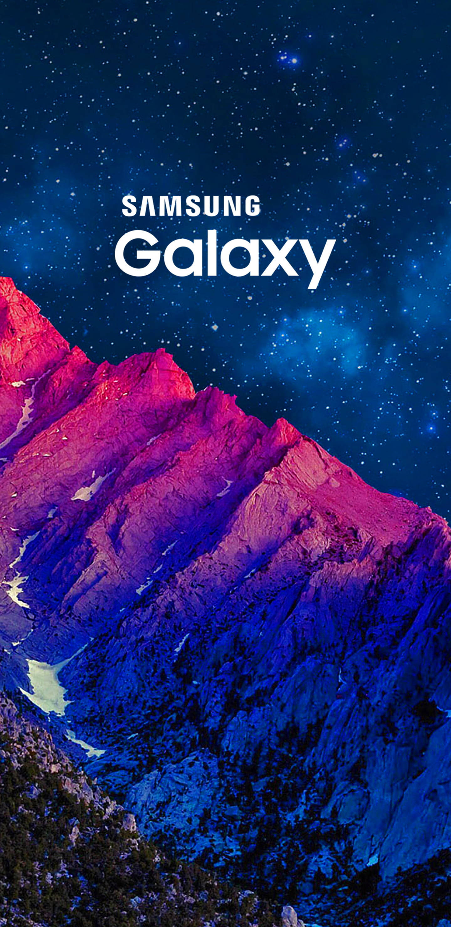 Samsung Galaxy J6 освещает сумеречные горные вершины Обои