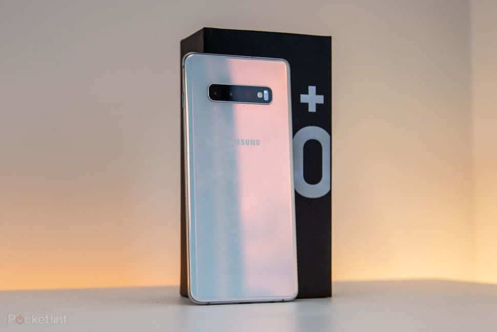 Новое поколение смартфонов – Samsung Galaxy S10 Обои