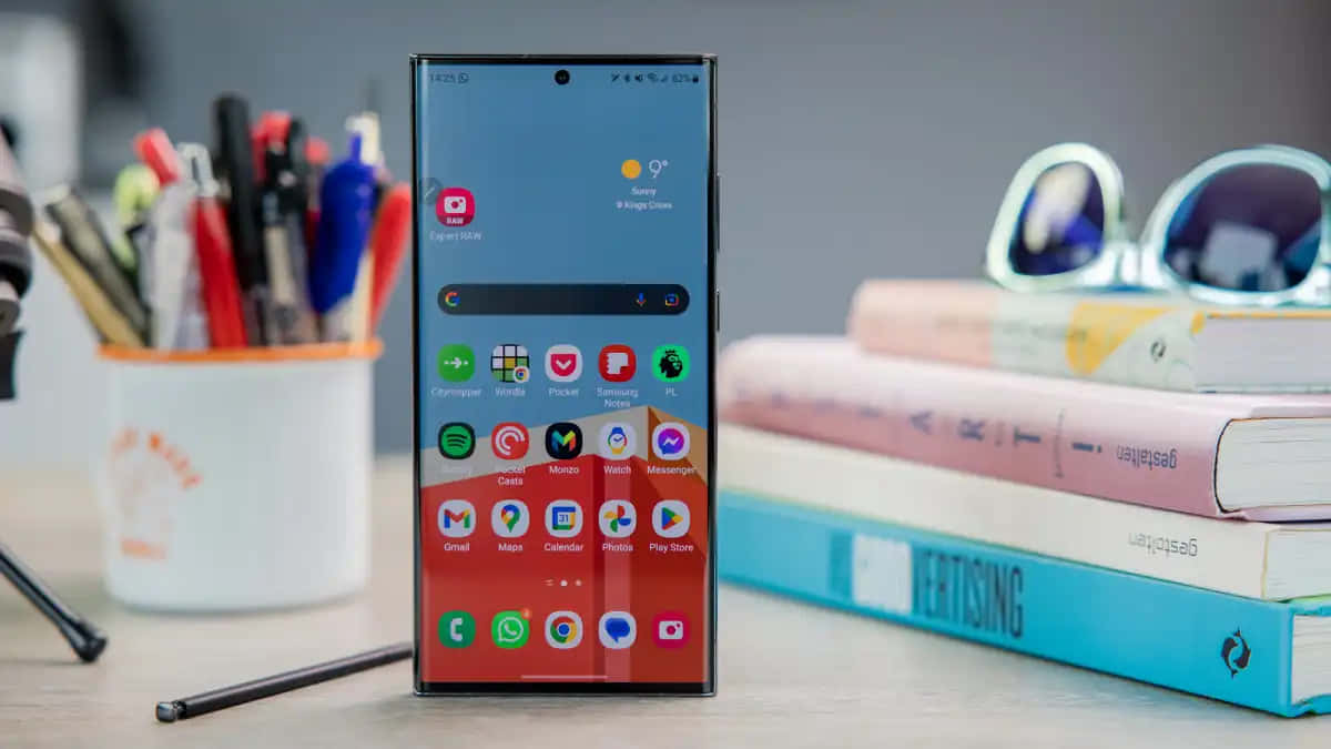 Samsung S23 Ultra дисплей и S Pen Обои