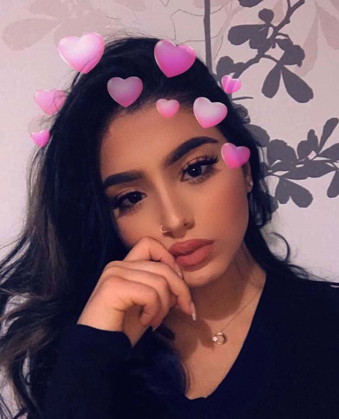 Фото чернокожей девушки в Snapchat Обои