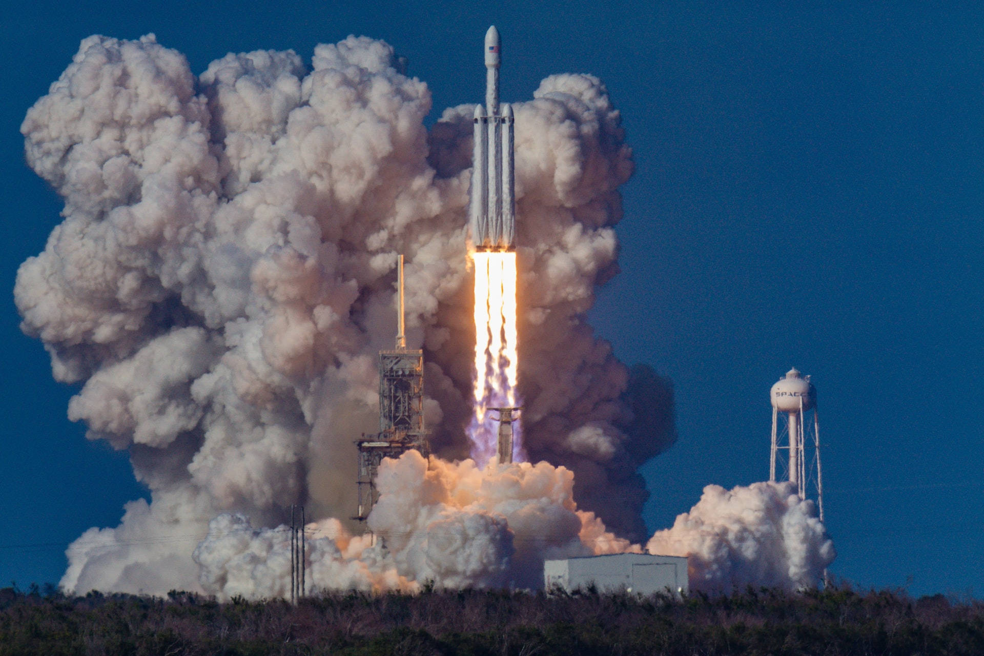 Космический центр Кеннеди SpaceX Falcon Heavy Обои