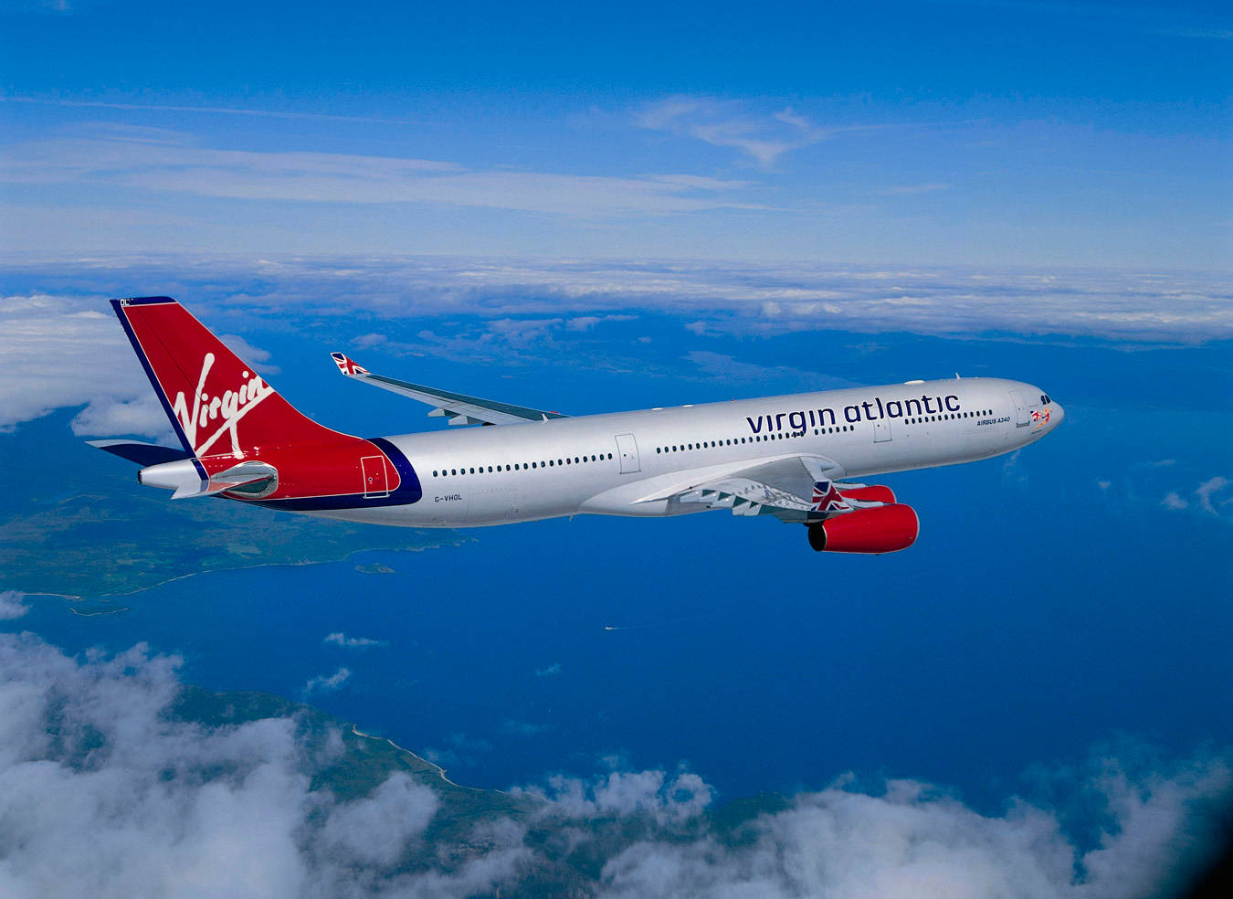 Взлет самолета Virgin Atlantic Обои