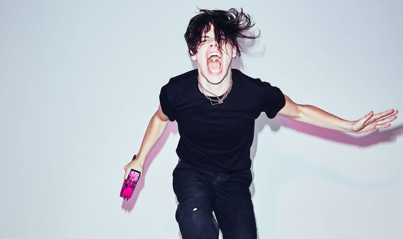 Кричащий Yungblud Обои