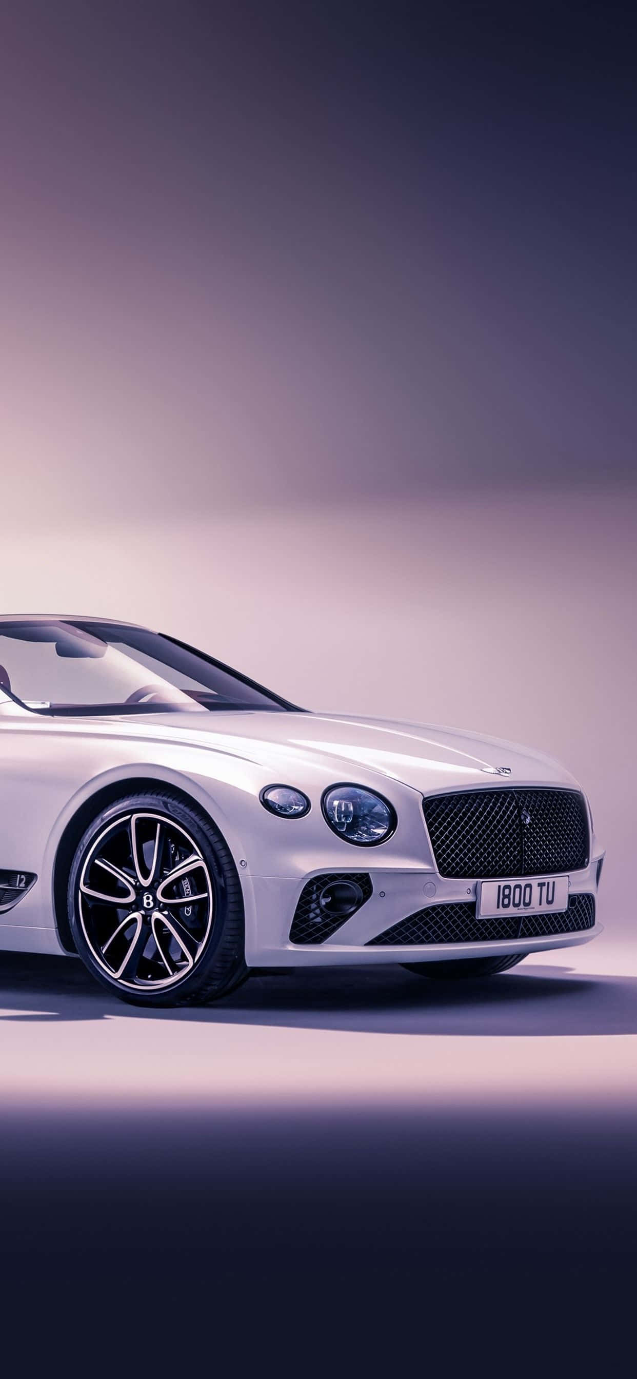 Боковой вид белого Bentley iPhone Обои