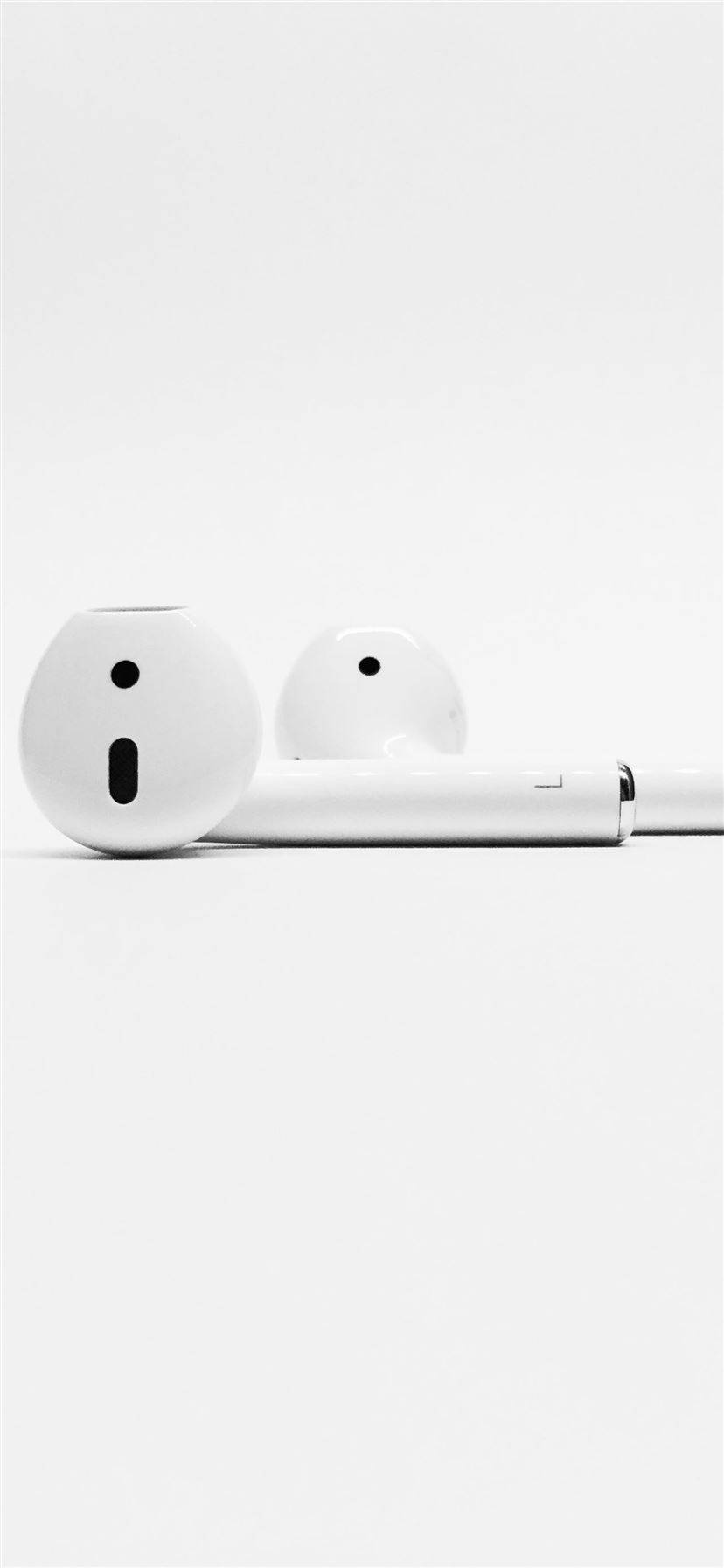 Белый iPhone AirPods Обои