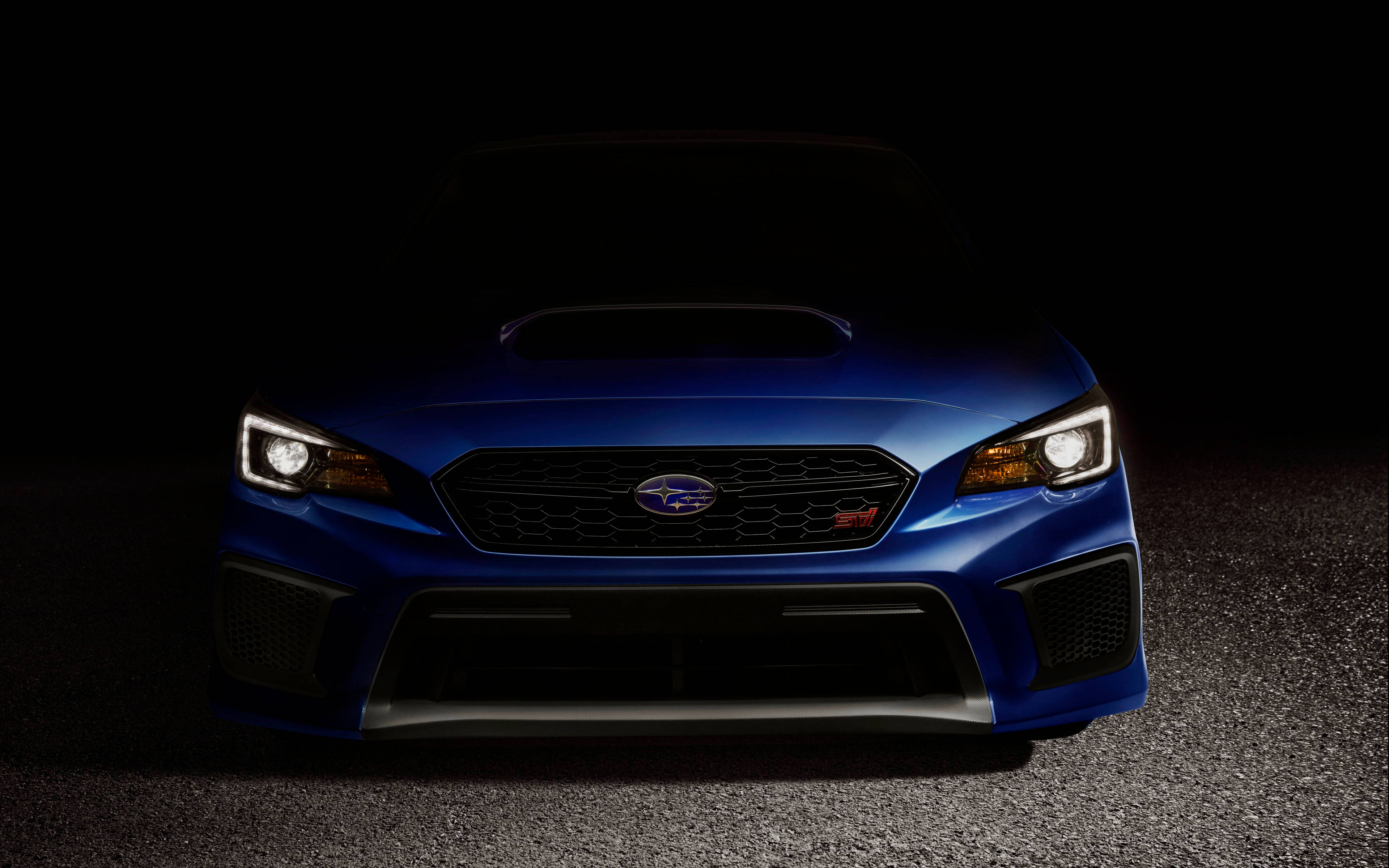 Впечатляющее 4K изображение Subaru WRX STI в движении Обои