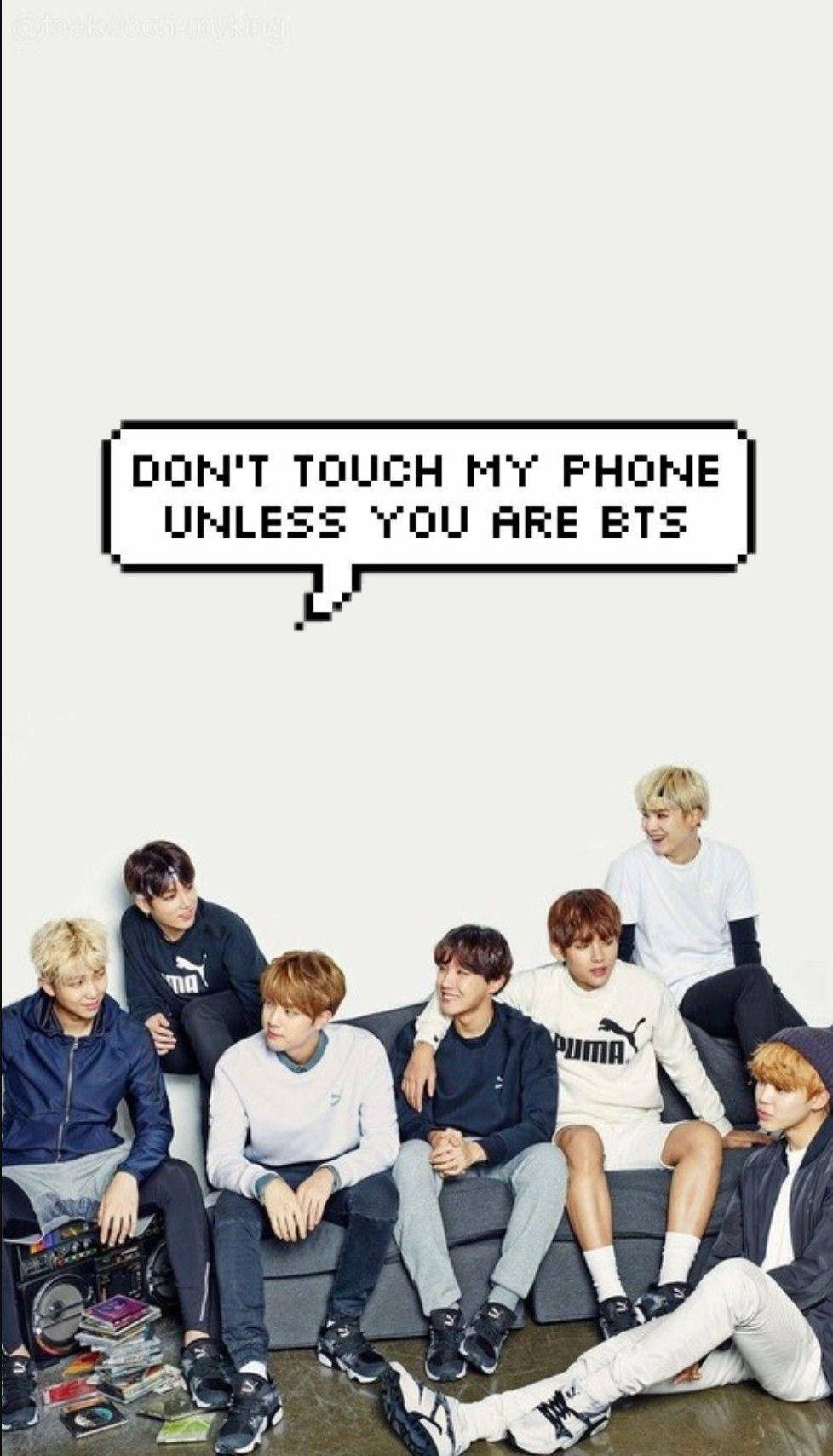 Милый BTS с речевым облачком Обои