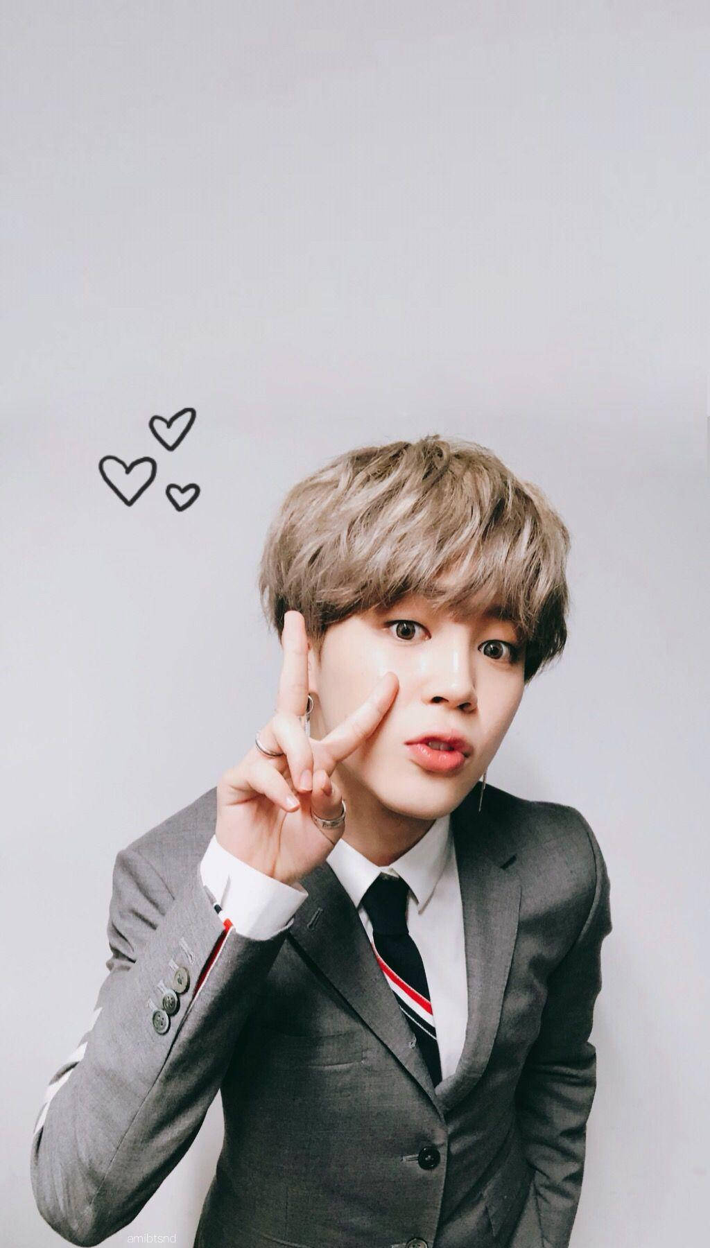 Милый BTS Чимин в школьной форме Обои