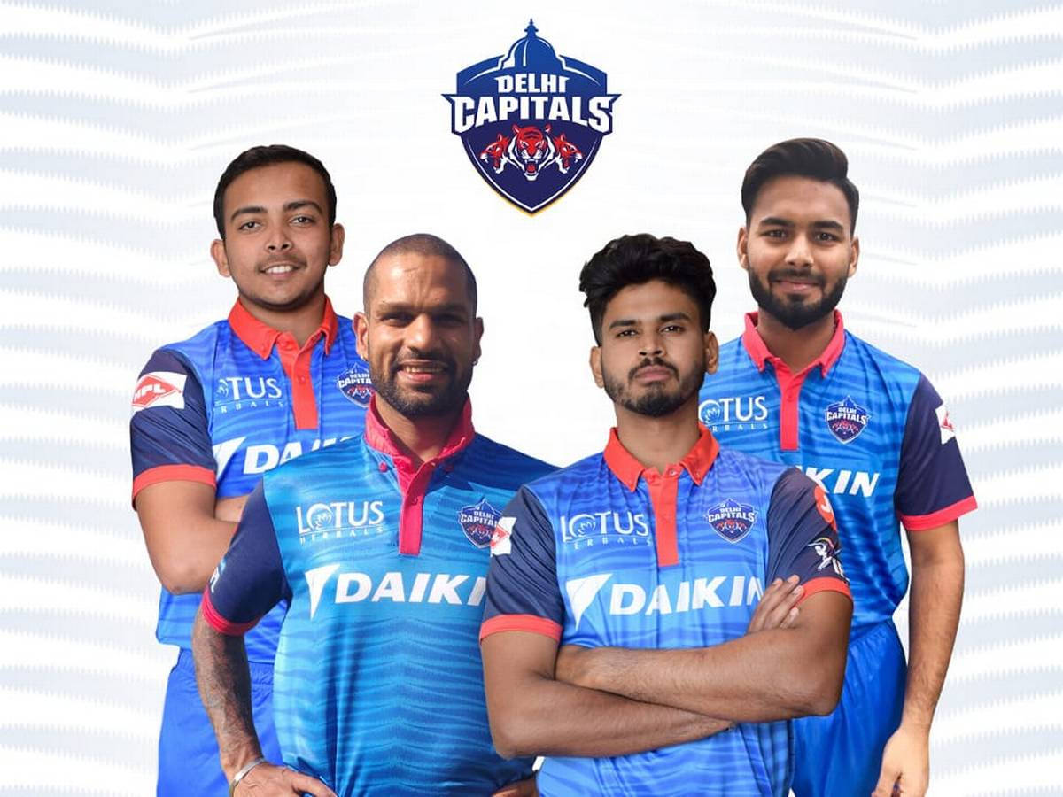 Могучая команда Delhi Capitals в действии Обои