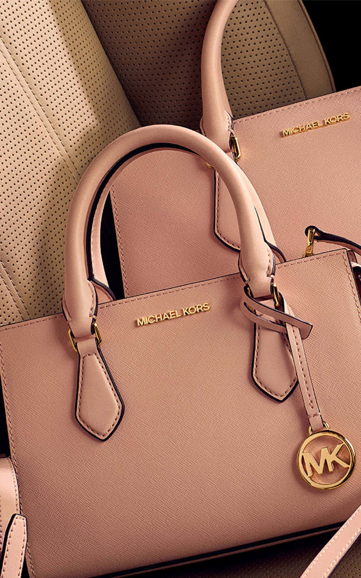 Новейшие продукты от Michael Kors добавят стиля любому гардеробу Обои