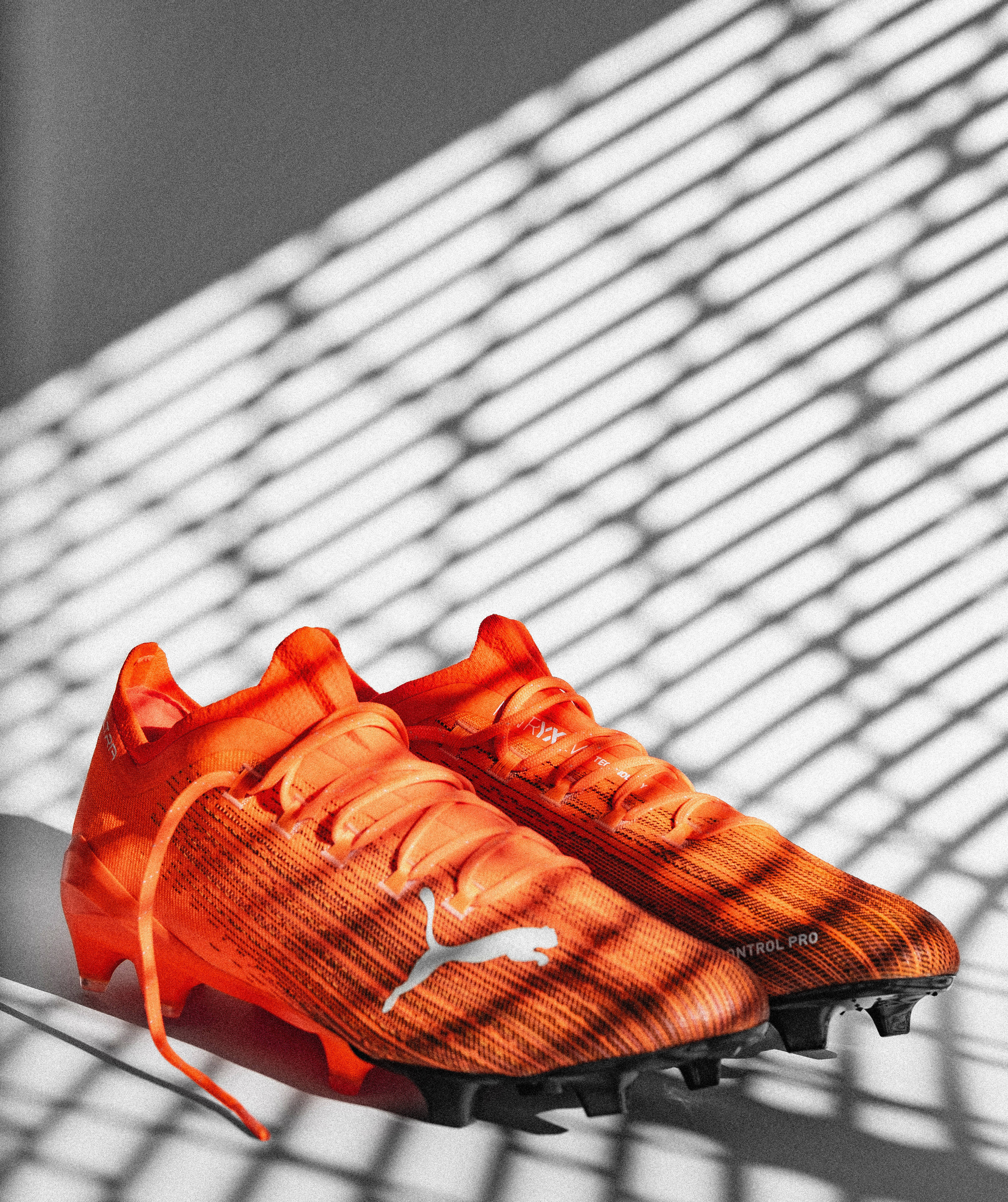Оранжевый Puma Ultra 1.1 Обои