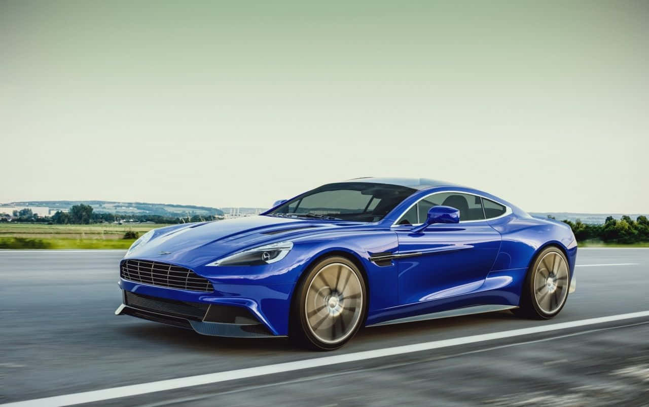 Ощутите мощь и элегантность Aston Martin Vanquish Обои