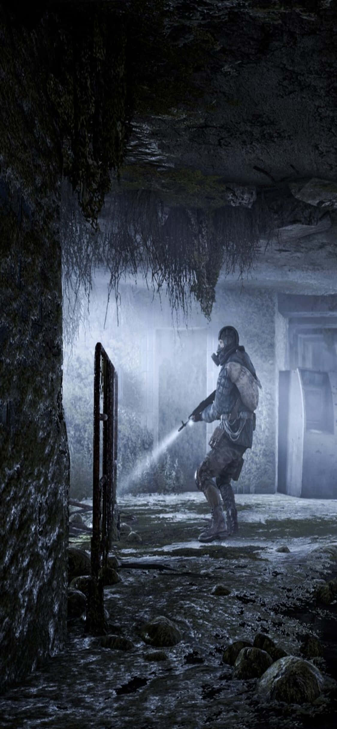 Персонаж с фонариком iPhone X Metro Last Light фон Обои