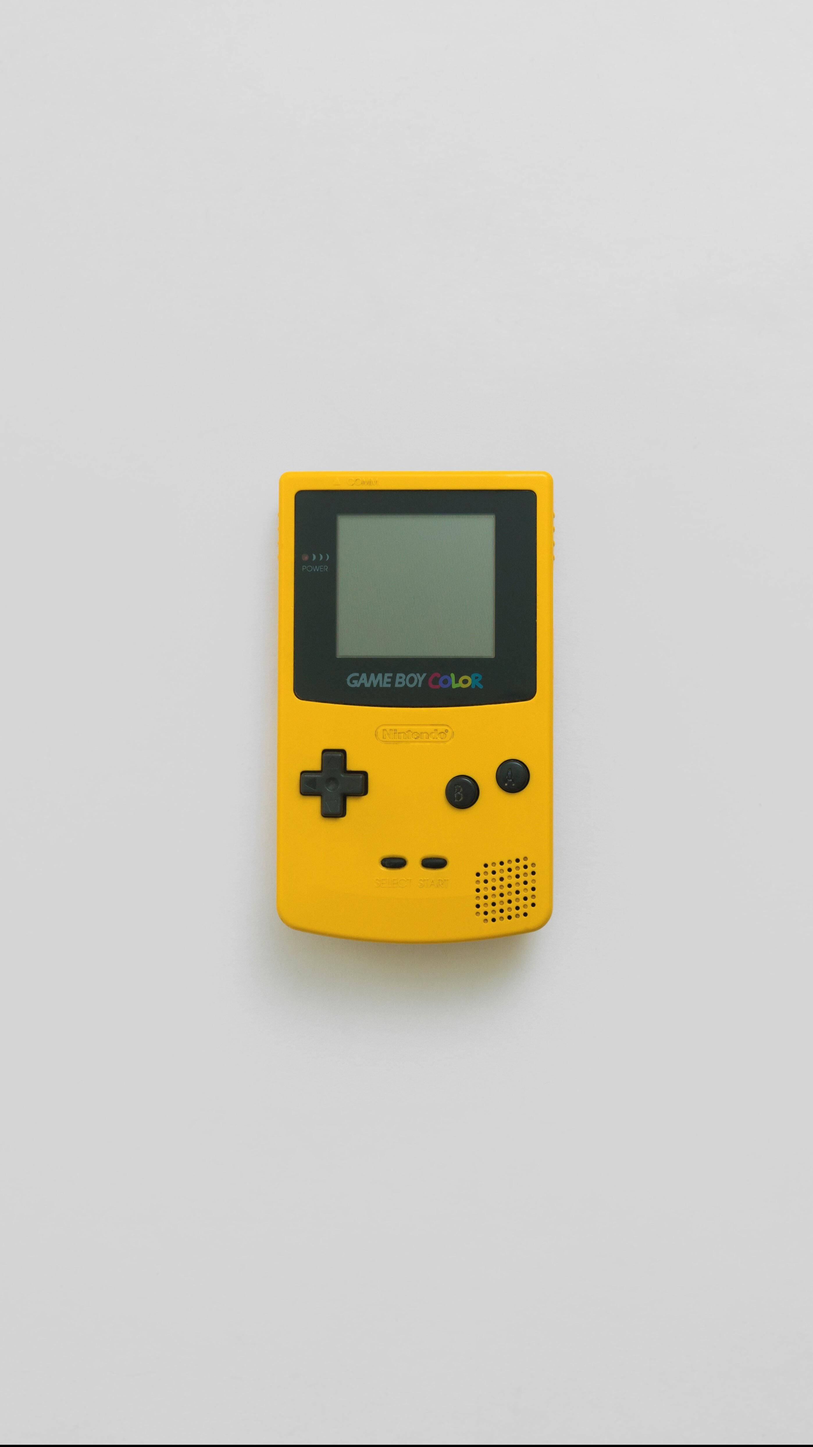 Простой желтый Game Boy Color Обои