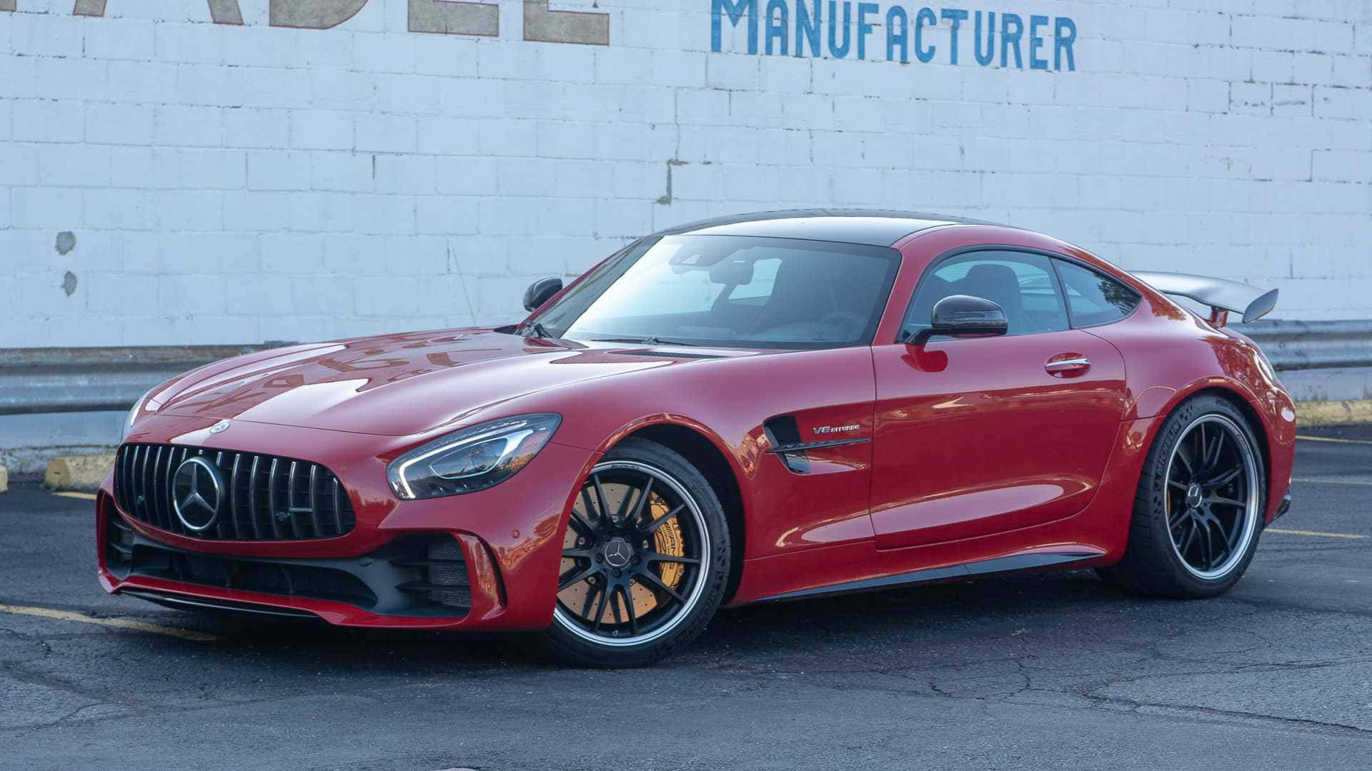 Раскройте мощь AMG GT-R Обои