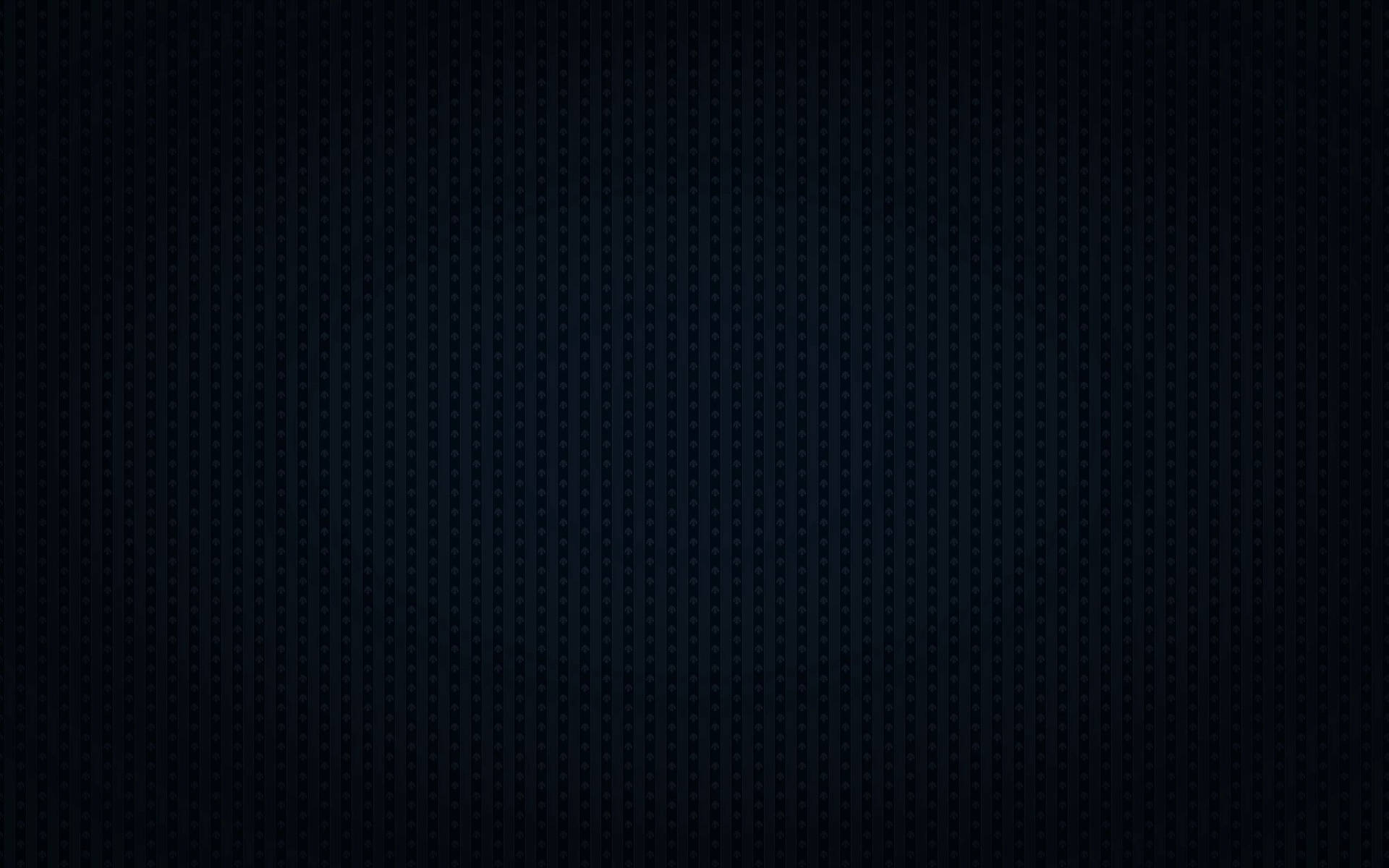 Обои с темными линейными узорами
