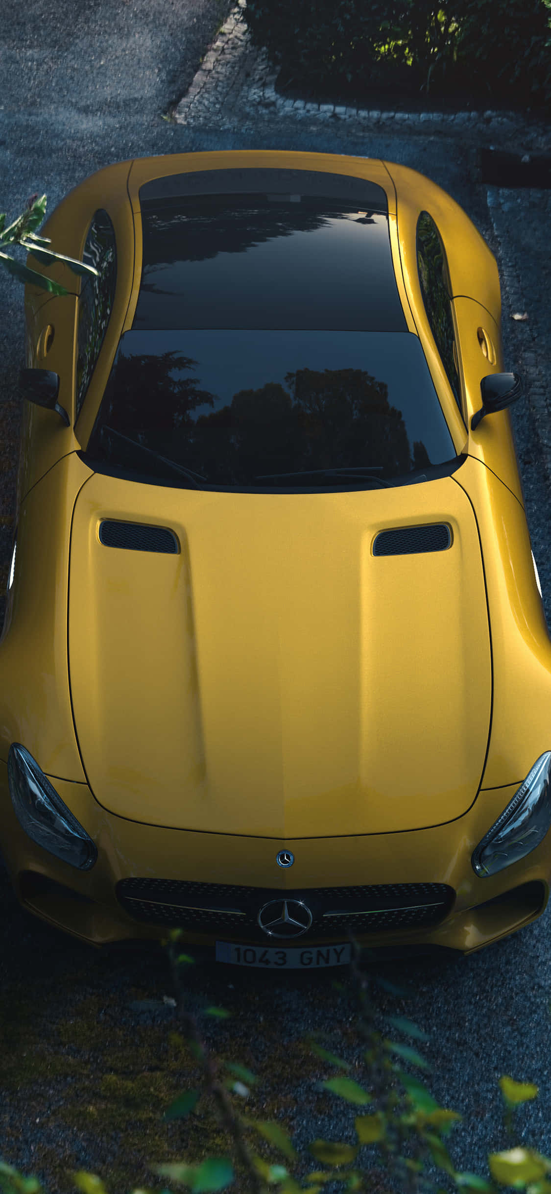 Фон iPhone X AMG GT-R Желтый AMG GT Обои